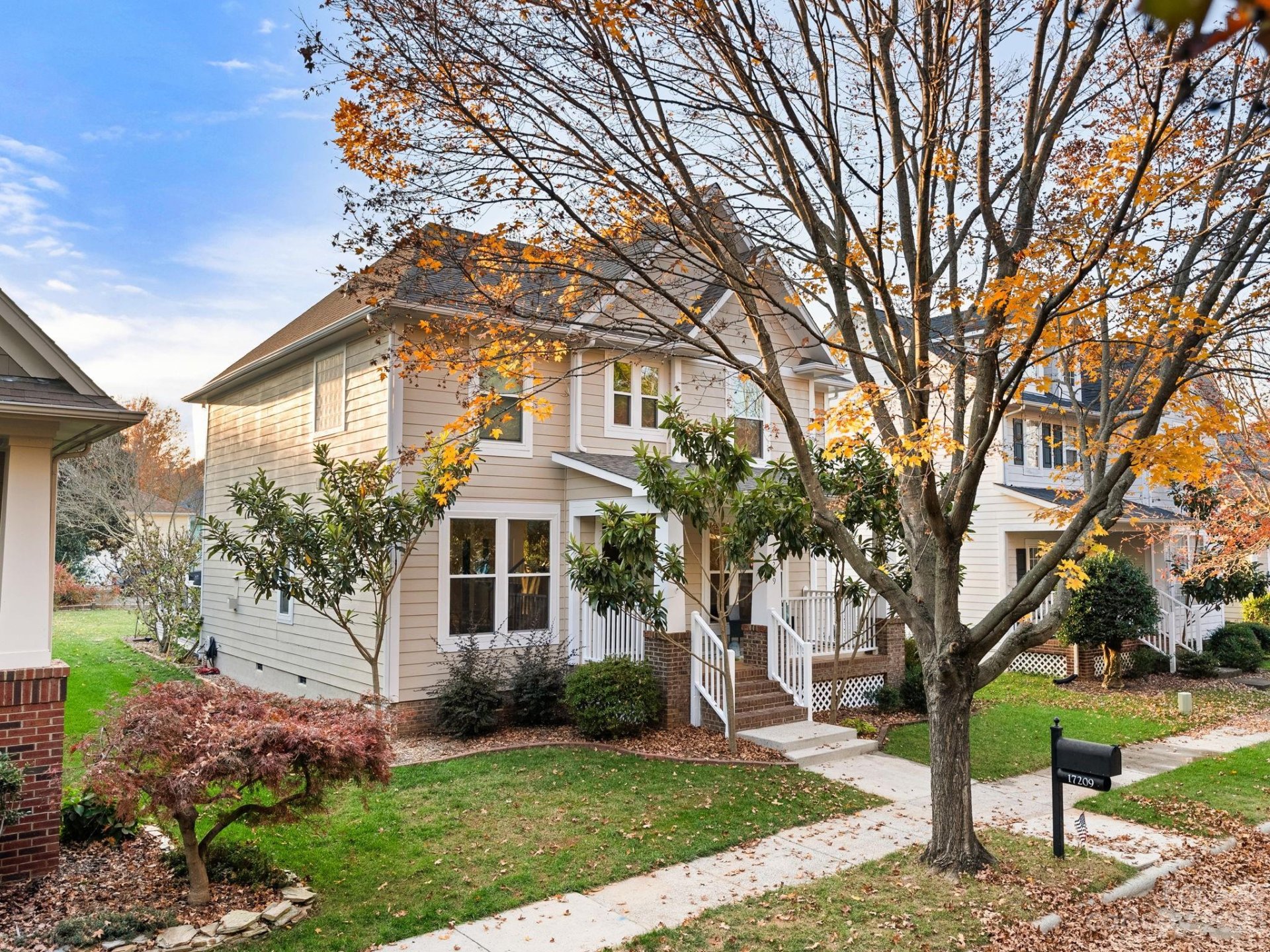 17209 Cranwood Avenue