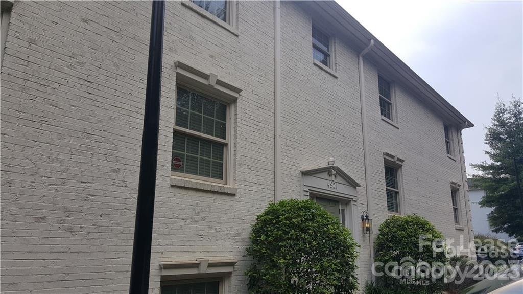 Property image 1 at 4921 Park Road, Charlotte, NC 28209