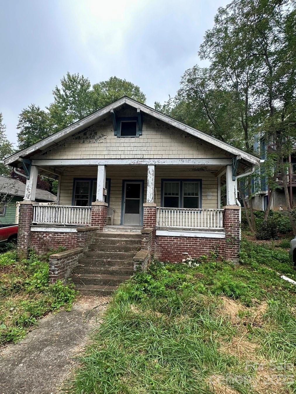 Property image 1 at 95 Swannanoa Avenue, Asheville, NC 28806