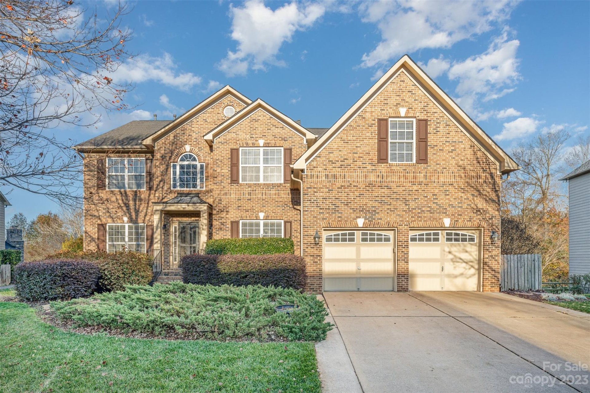 1807 Robbins Meadows Drive