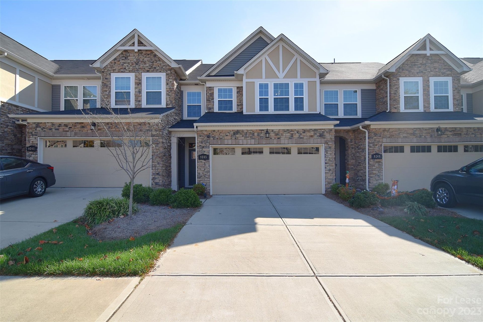 Property image 1 at 9245 Glenburn Lane, Charlotte, NC 28278