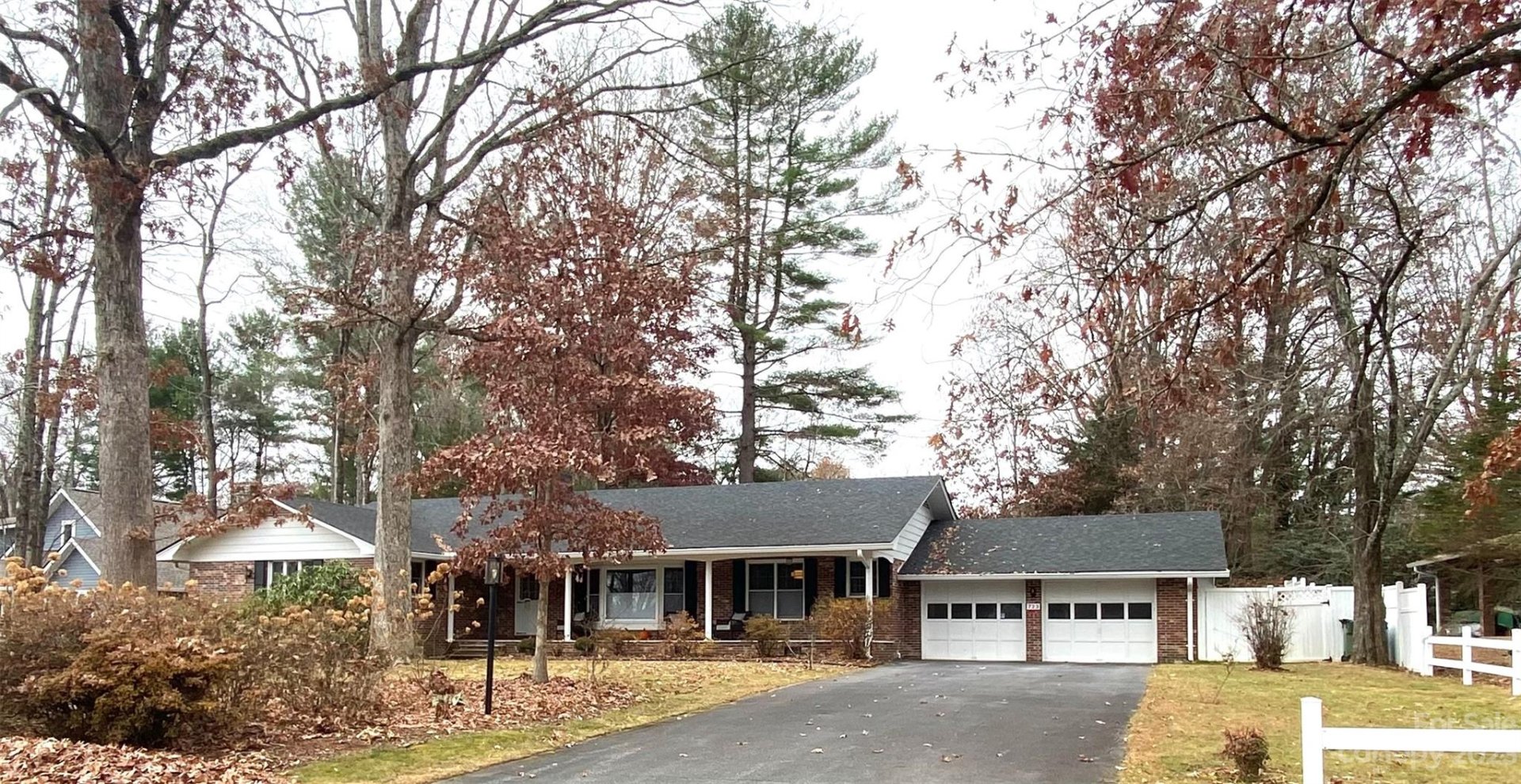 Property image 1 at 723 Shadywood Lane, Hendersonville, NC 28792