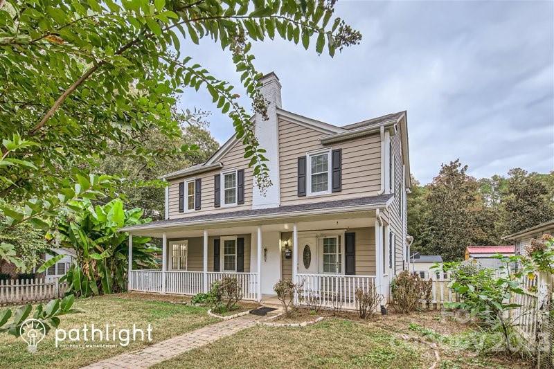 Property image 1 at 210 Oakdale Street, Gastonia, NC 28054