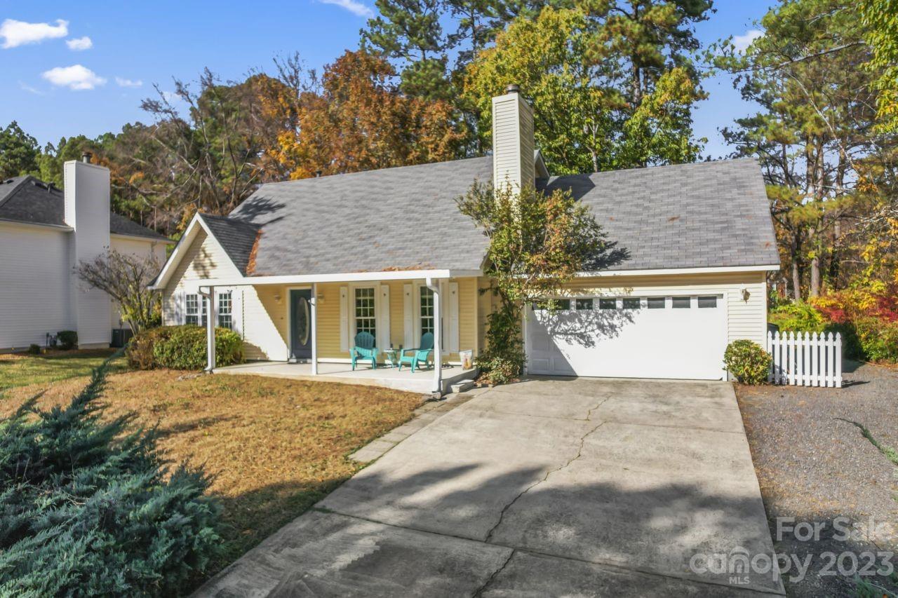 11200 Peppertree Lane