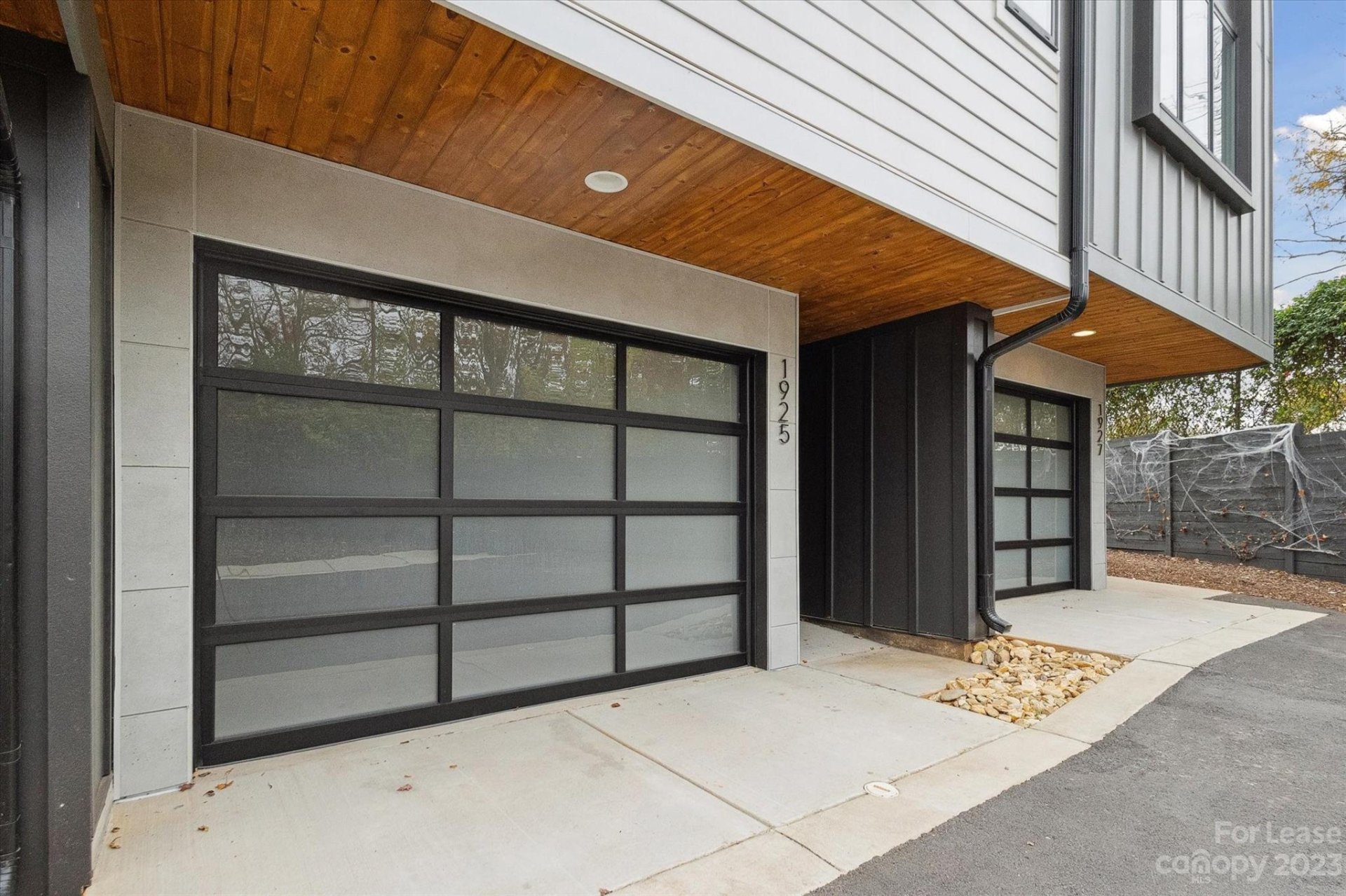 Property image 1 at 1921 W Trade Street, Charlotte, NC 28216