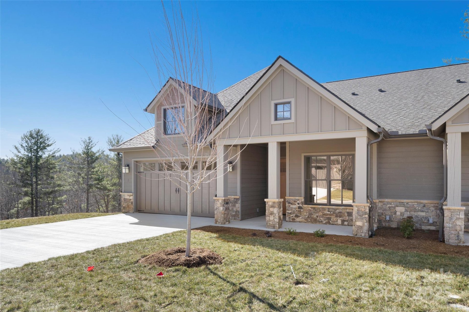 Property image 1 at 98 Chimney Chase Trail, Hendersonville, NC 28739