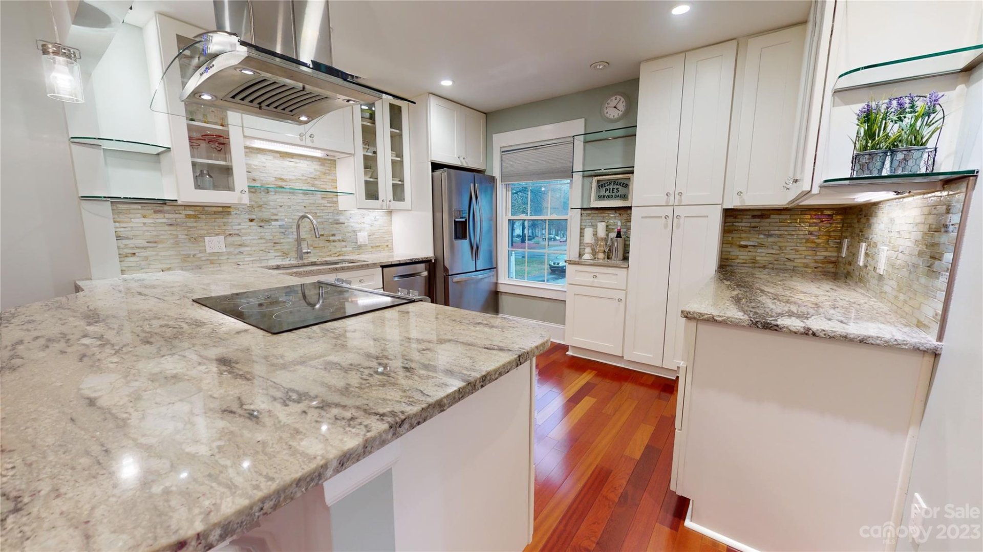 1536 Hunt Club Court