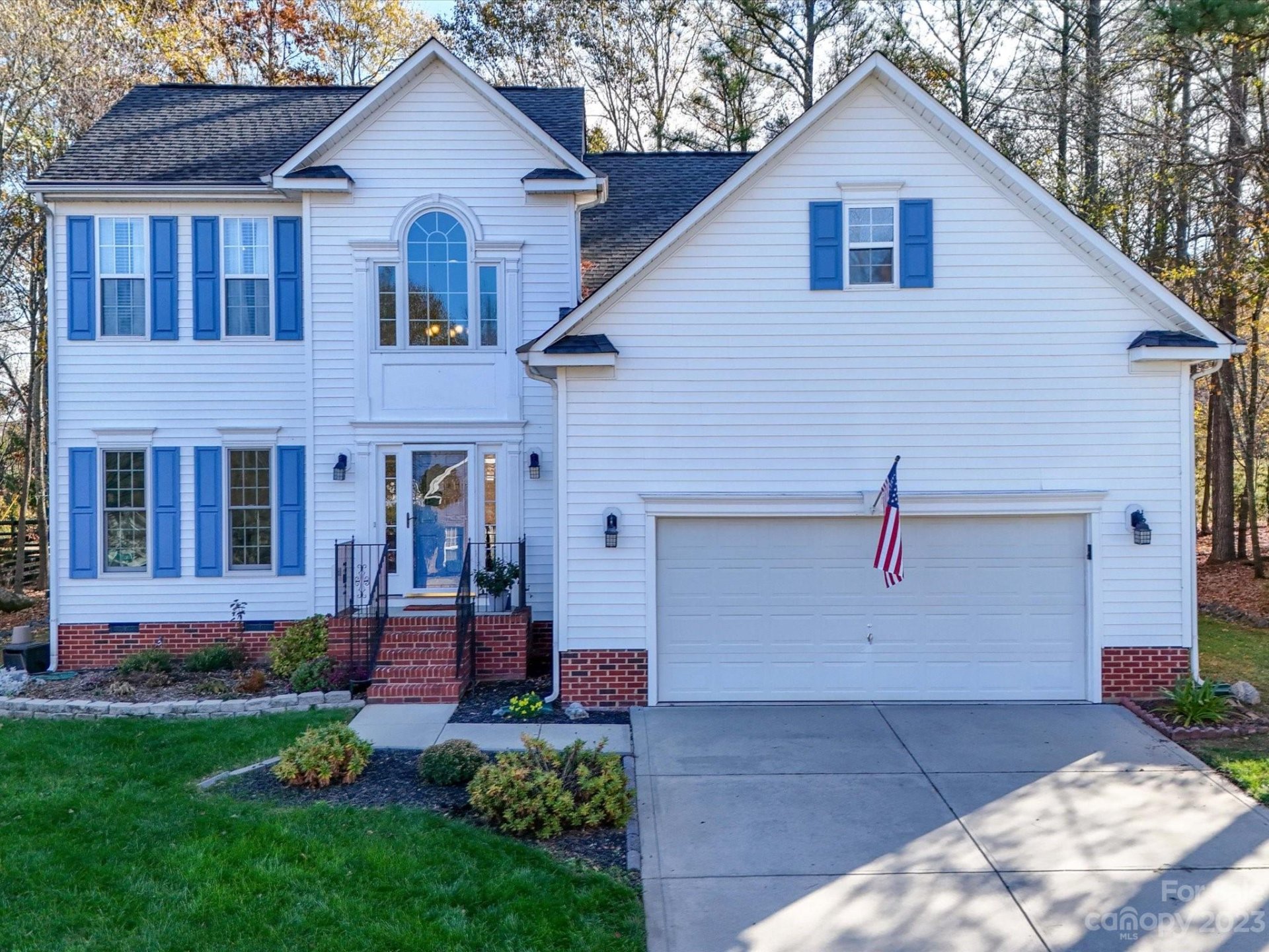 648 Sunset Point Drive