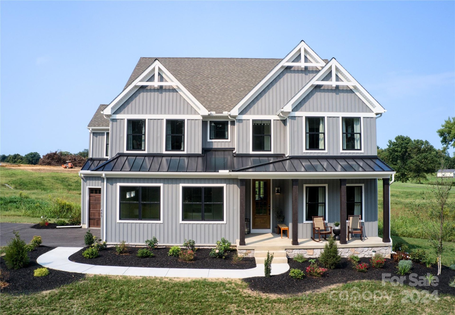 833 Lake Forest Drive