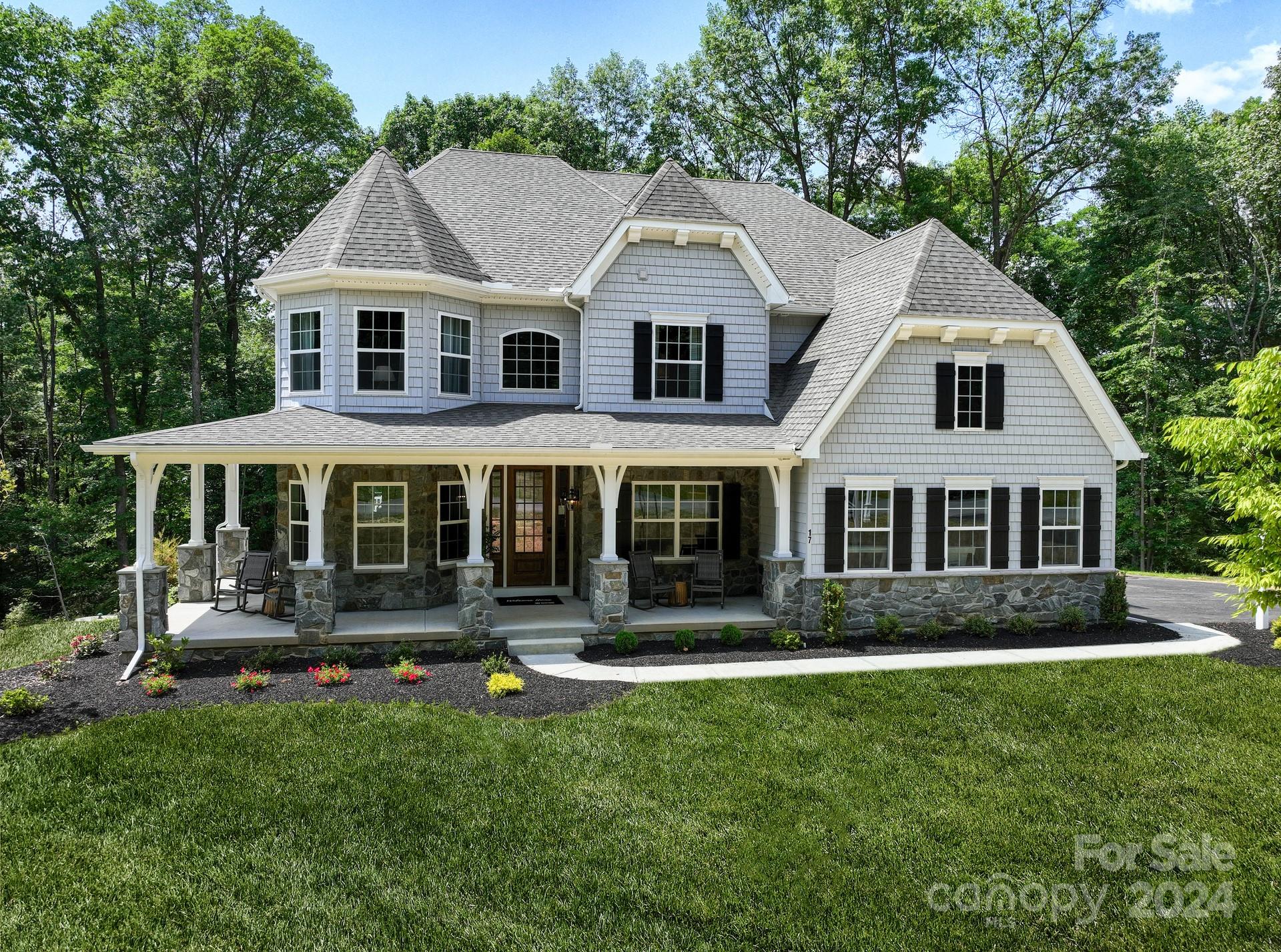 843 Lake Forest Drive