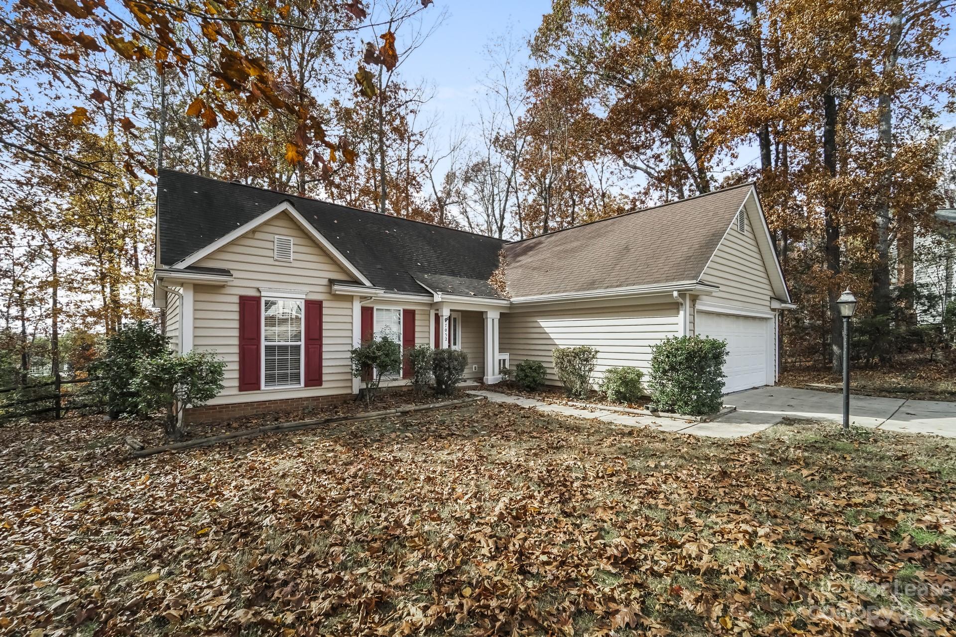 Property image 1 at 7052 Hunters Bluff Drive, Denver, NC 28037