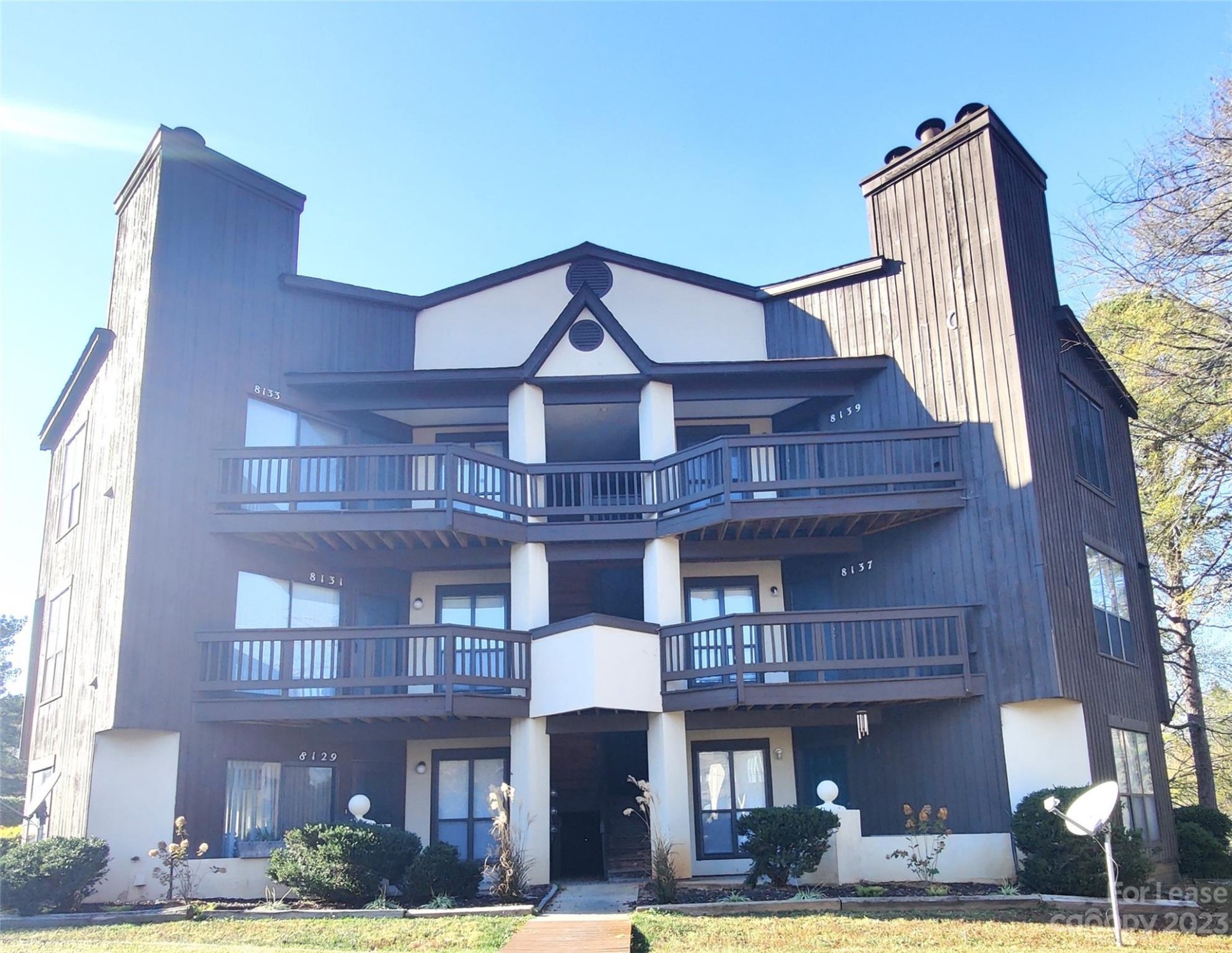 Property image 1 at 8137 Cedar Glen Drive, Charlotte, NC 28212