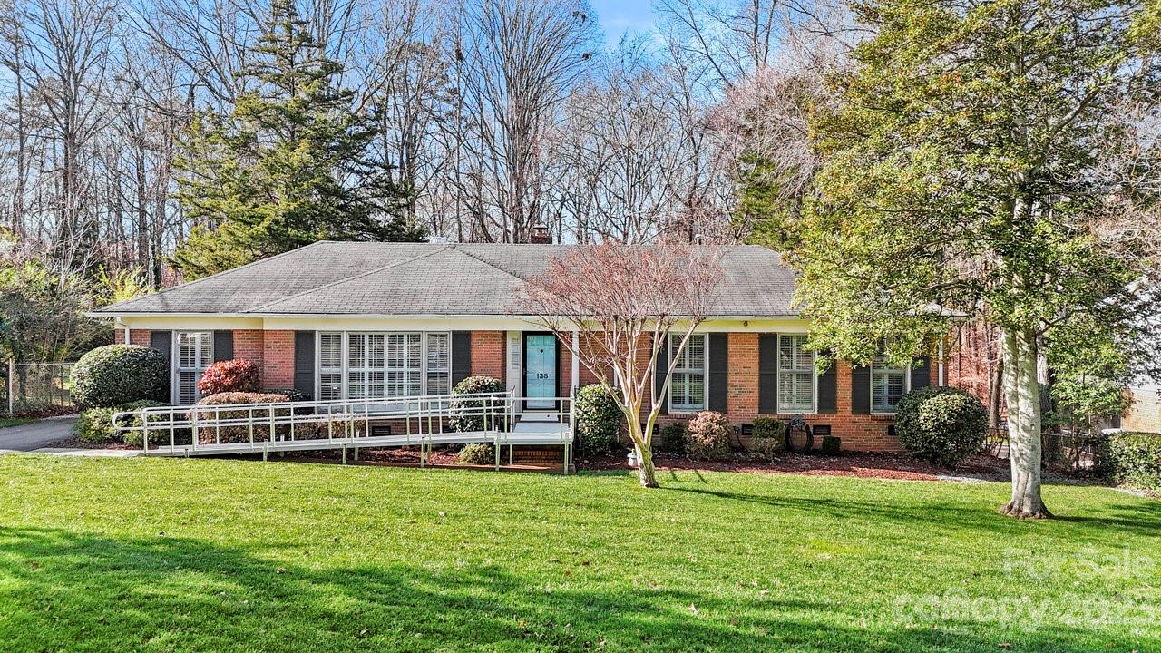 Property image 1 at 138 Dovershire Road, Charlotte, NC 28270