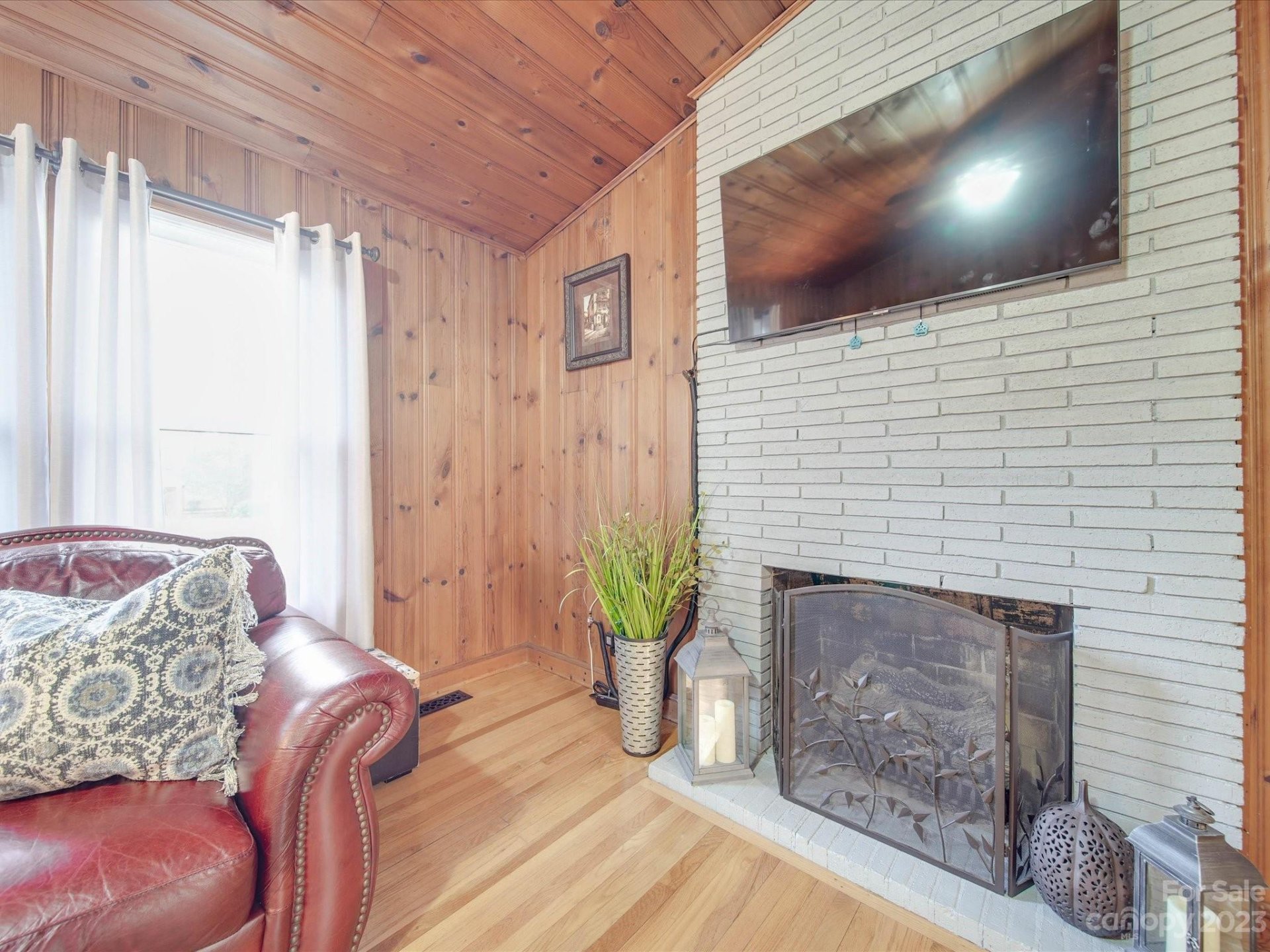 Property image 5 at 202 Woodlawn Avenue, York, SC 29745