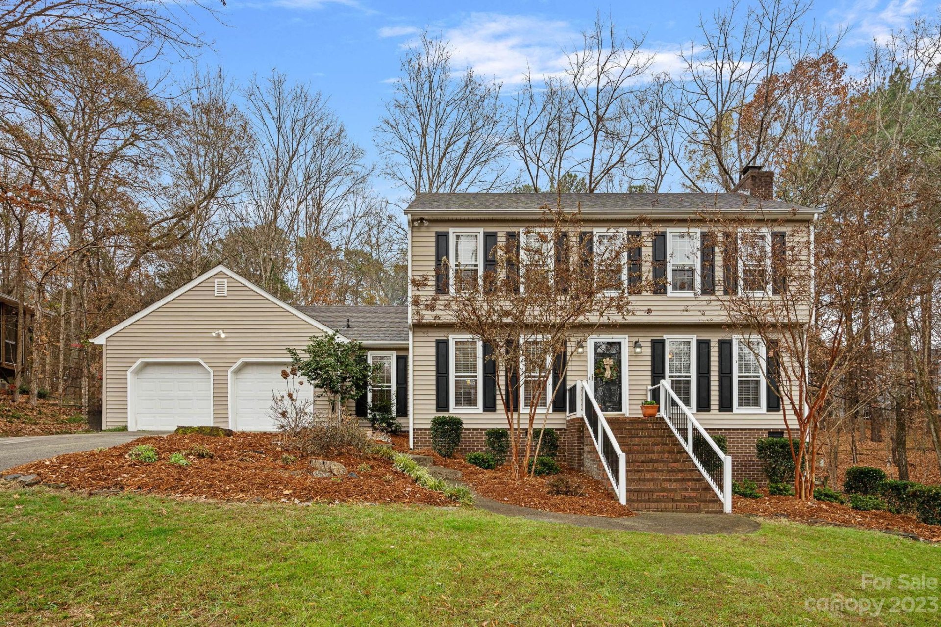 Property image 1 at 5604 All Saints Lane, Charlotte, NC 28226