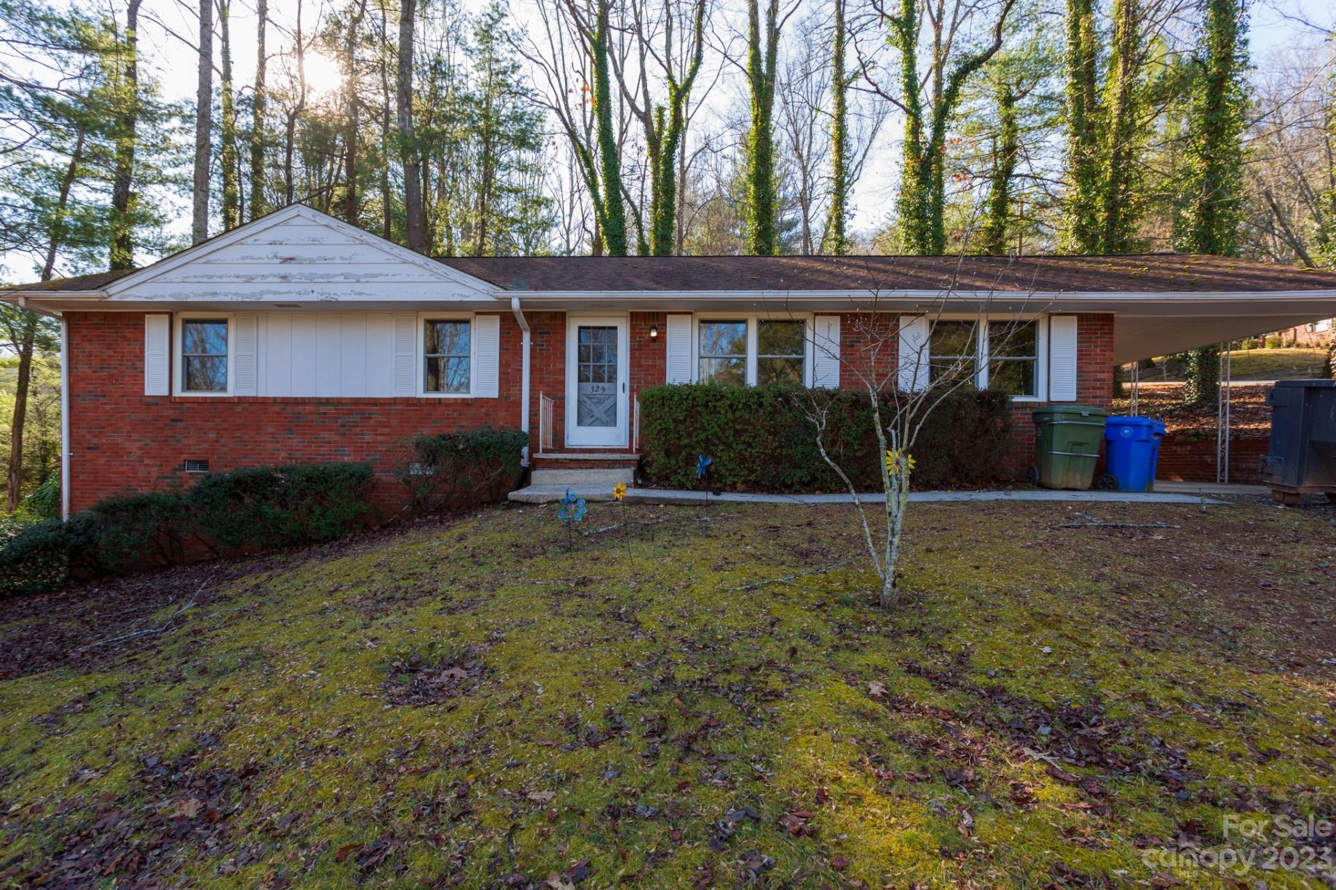 Property image 1 at 325 Comet Drive, Hendersonville, NC 28791