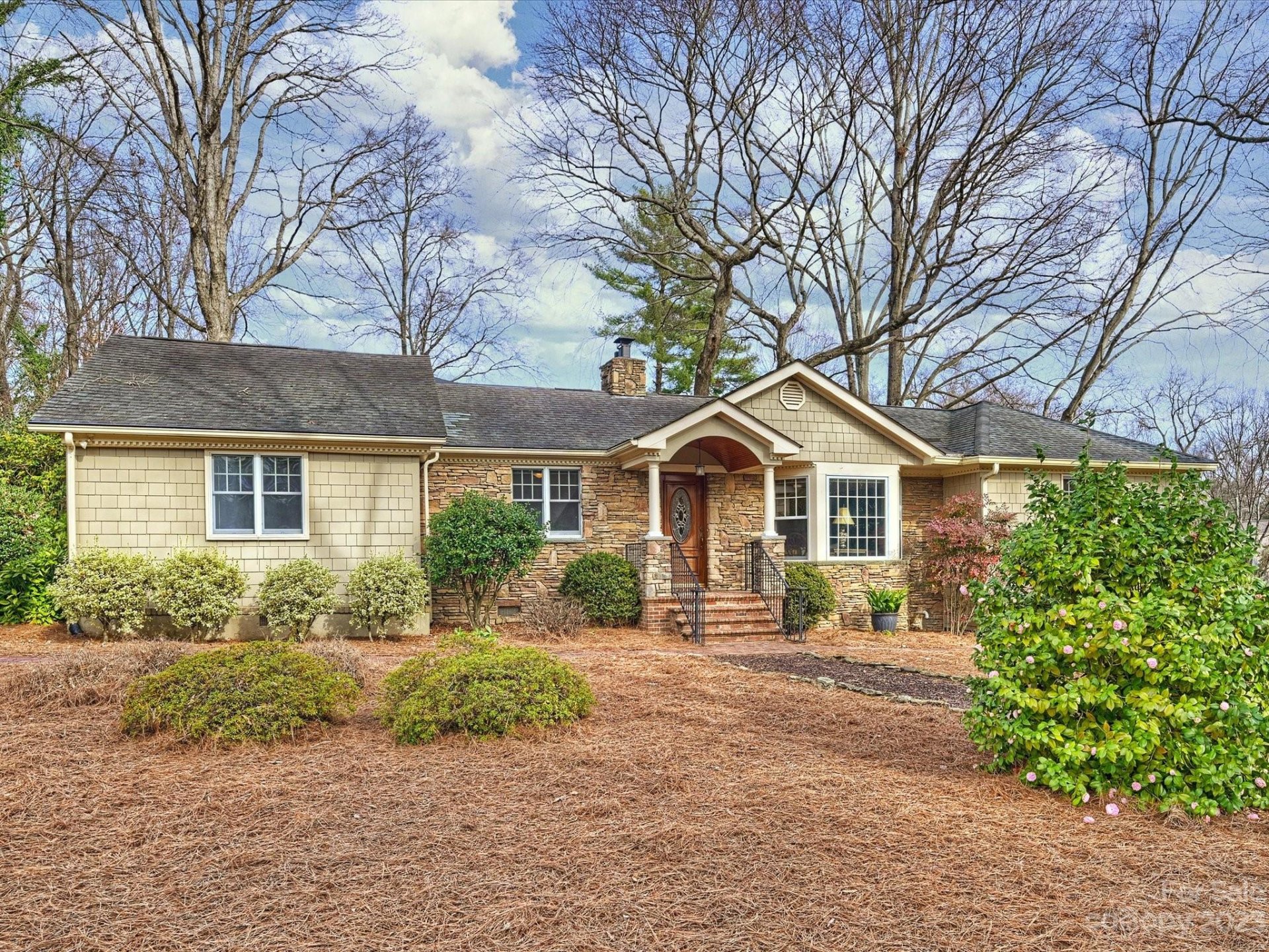 Property image 1 at 456 Mammoth Oaks Drive, Charlotte, NC 28270