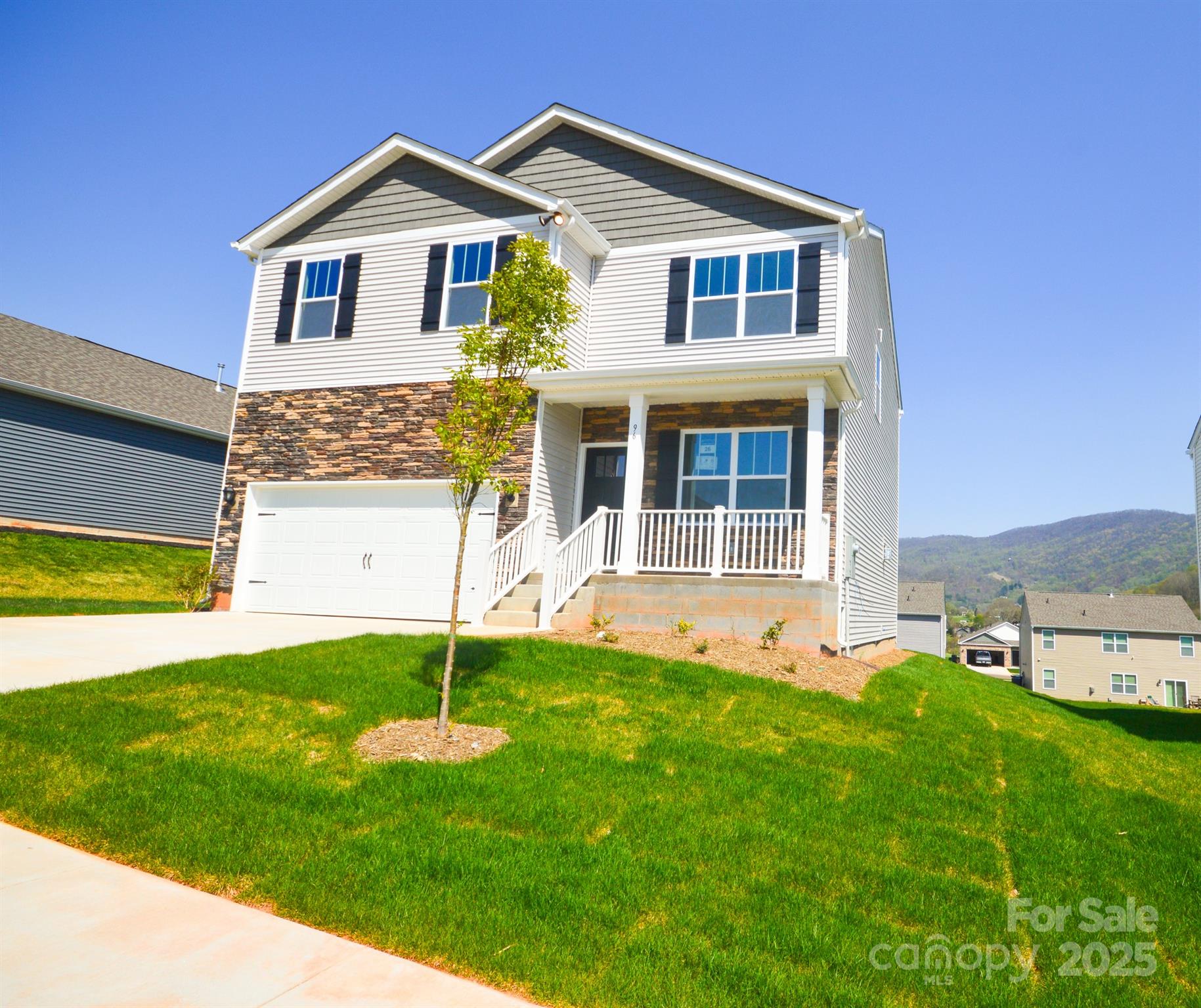 Valleywood Farms, Waynesville Community
