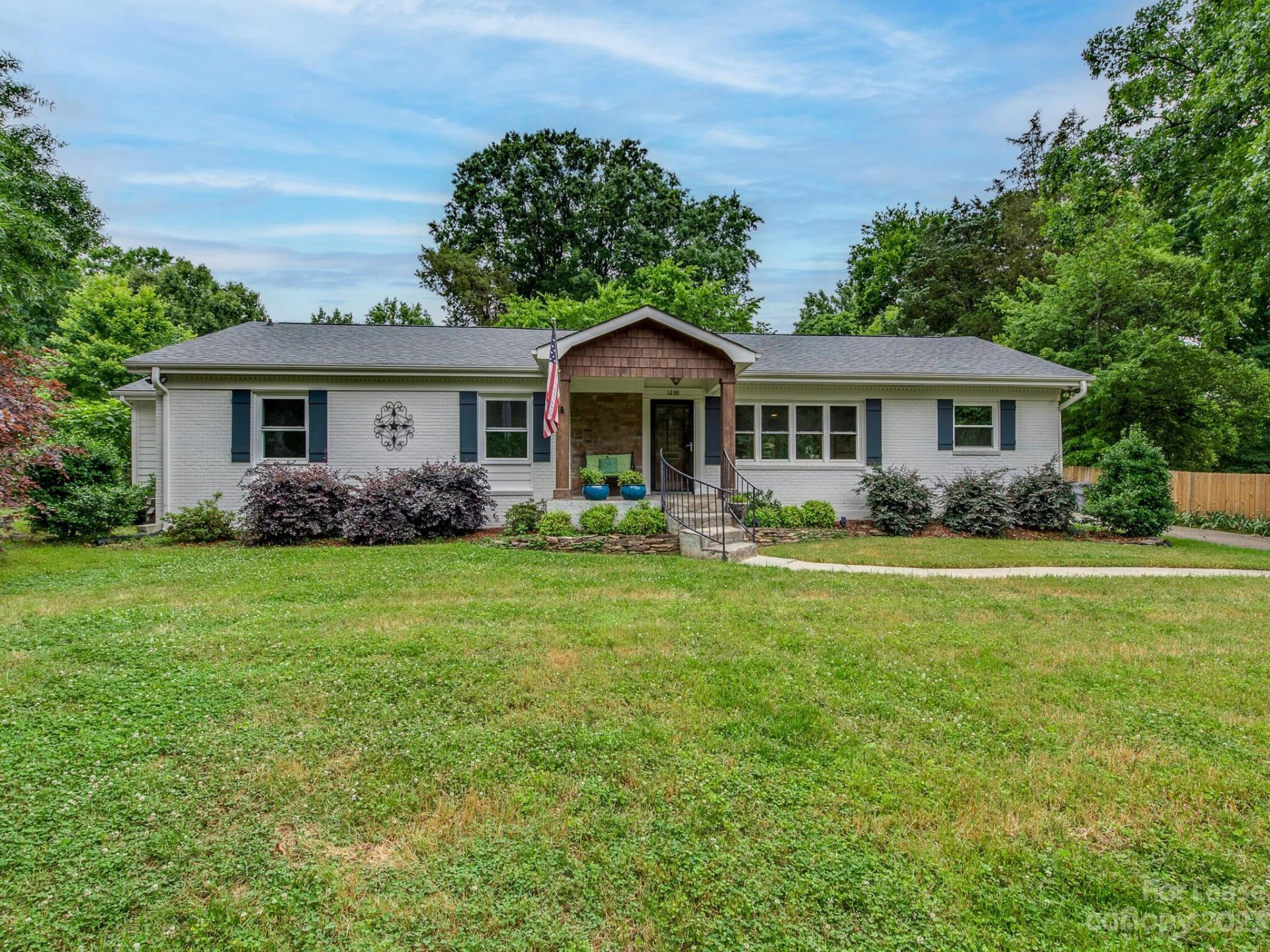 Property image 1 at 1230 Chandler Place, Charlotte, NC 28211