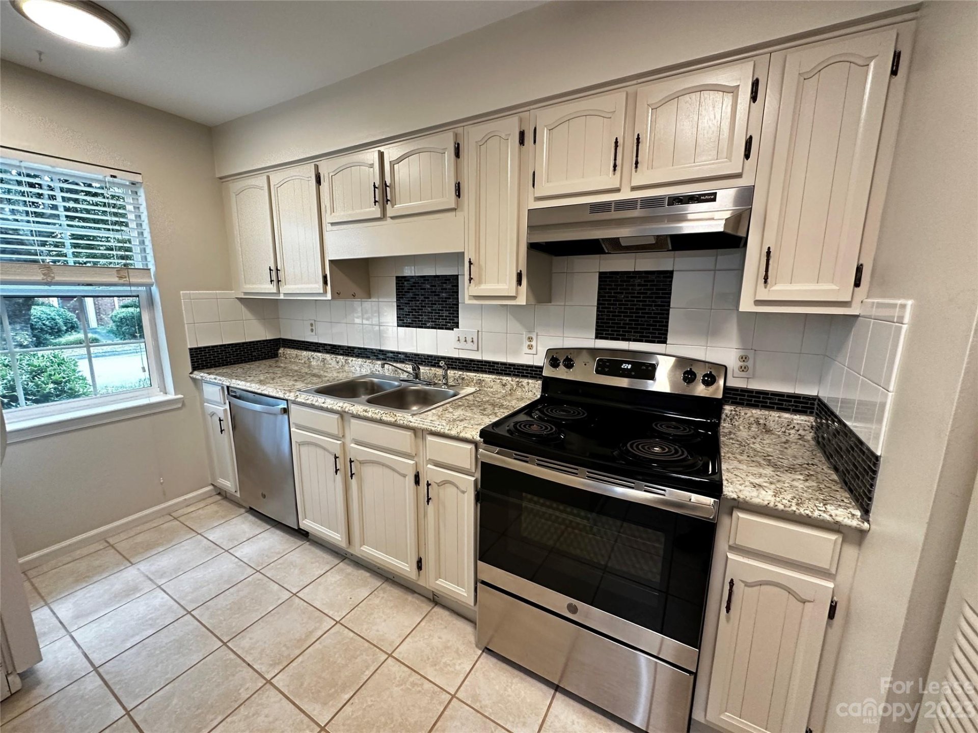 Property image 1 at 11020 Hunter Trail Lane, Charlotte, NC 28226