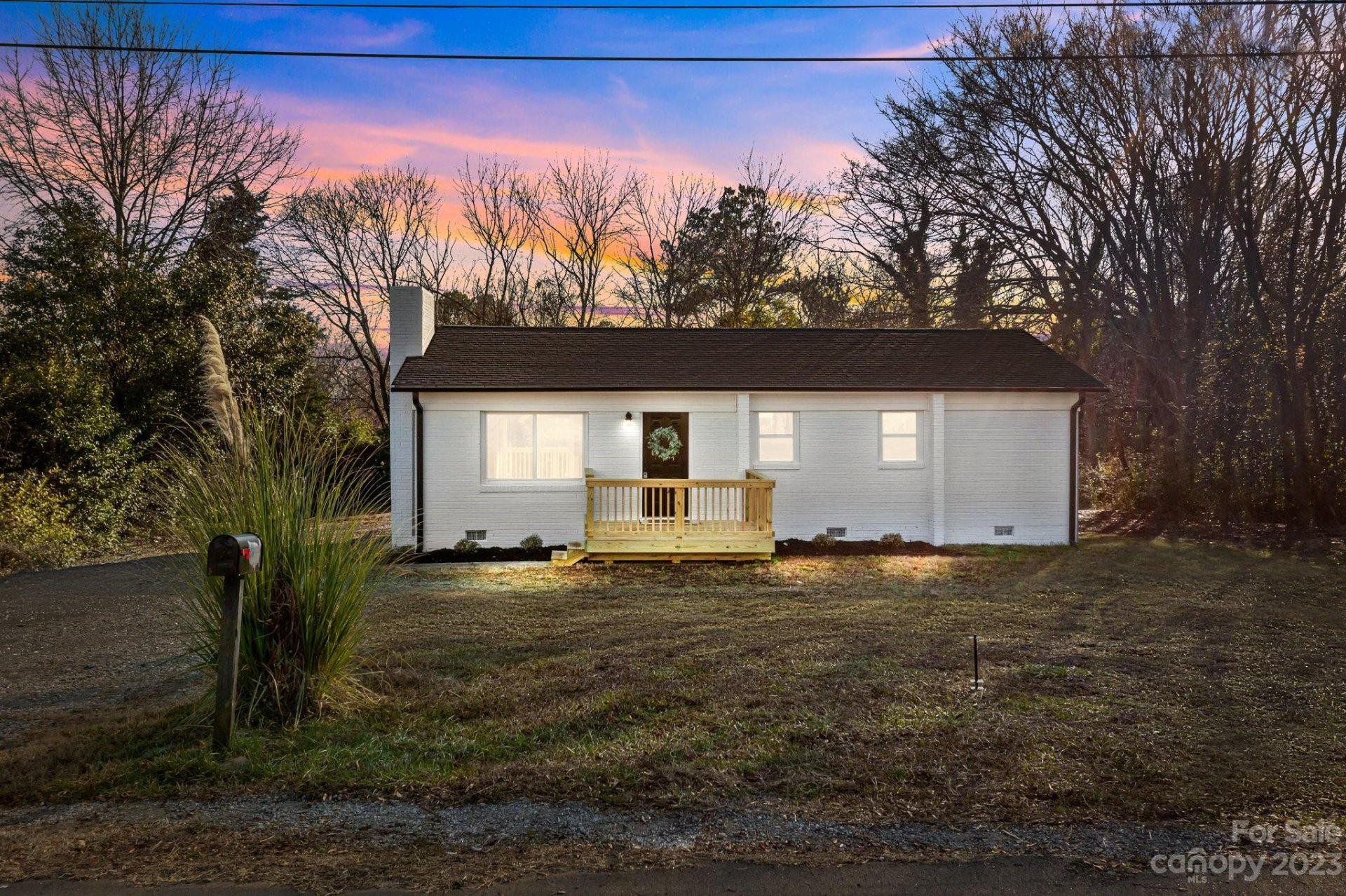 3659 Fieldcrest Circle