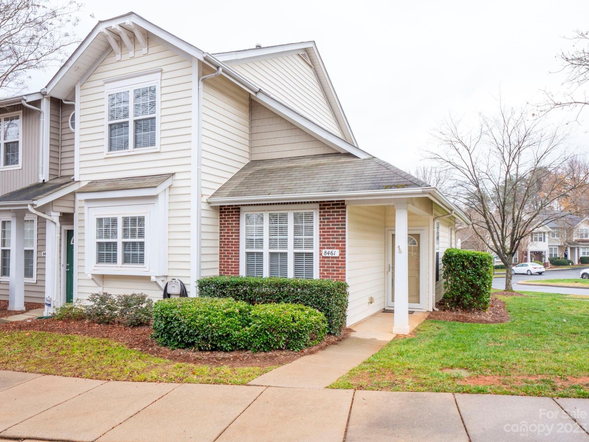 Property image 1 at 8461 Chaceview Court, Charlotte, NC 28269