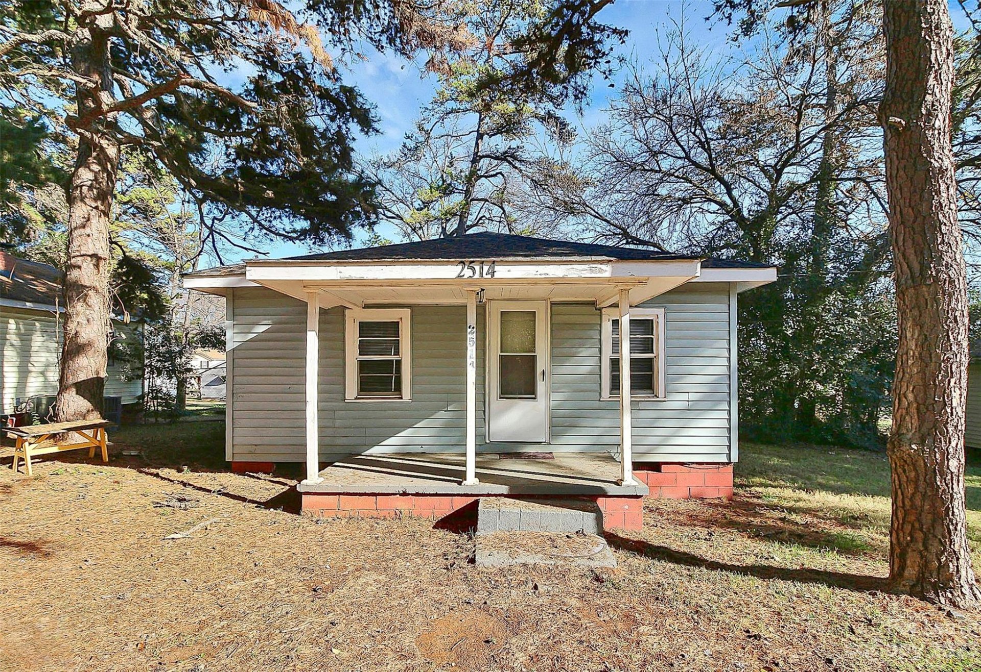 Property image 1 at 2514 Hemphill Street, Charlotte, NC 28208