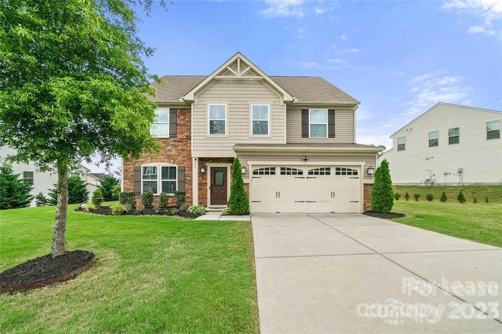 Property image 1 at 209 Weavers Glenn Place, Charlotte, NC 28262