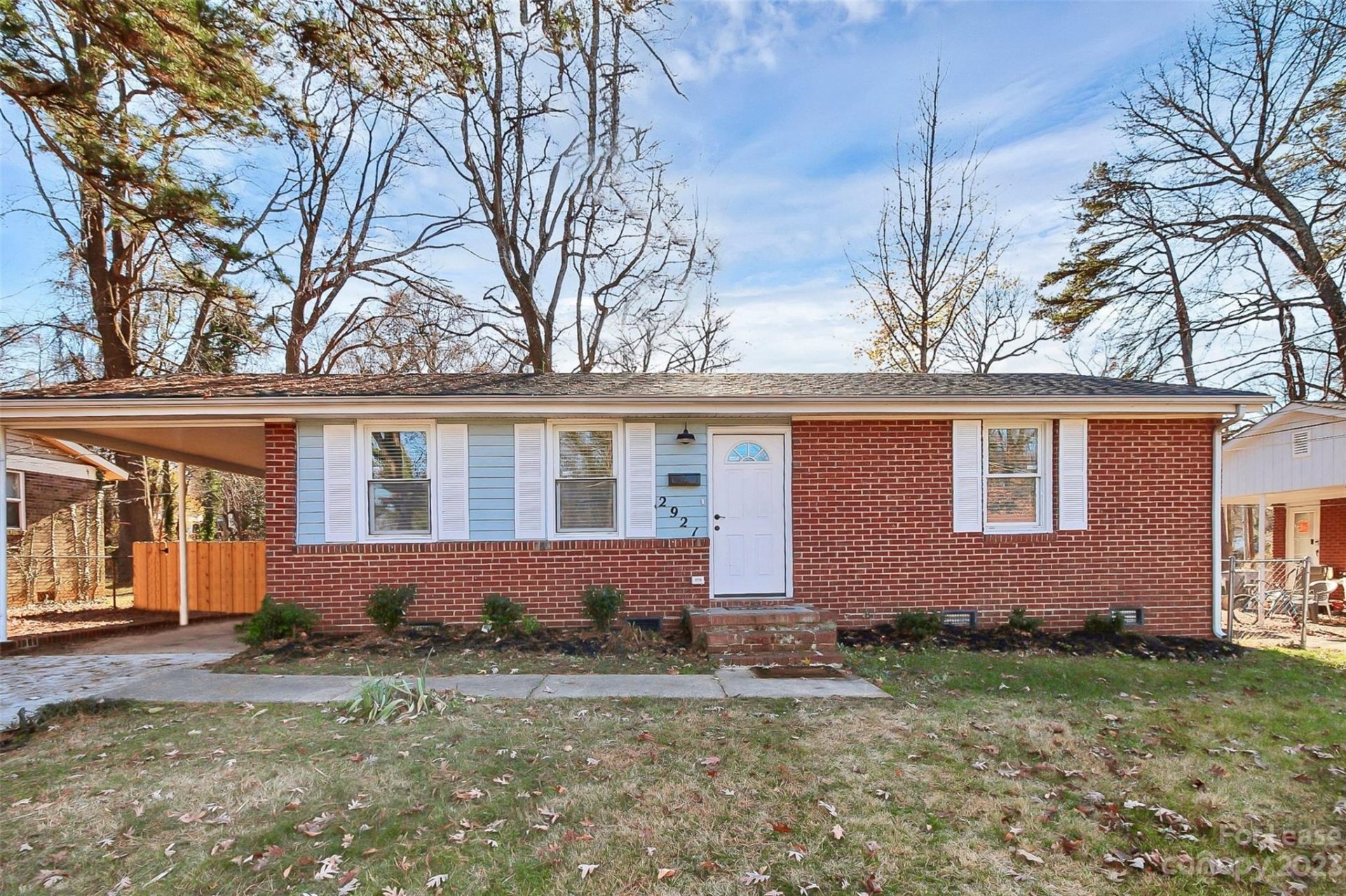 Property image 1 at 2921 Ravencroft Drive, Charlotte, NC 28208