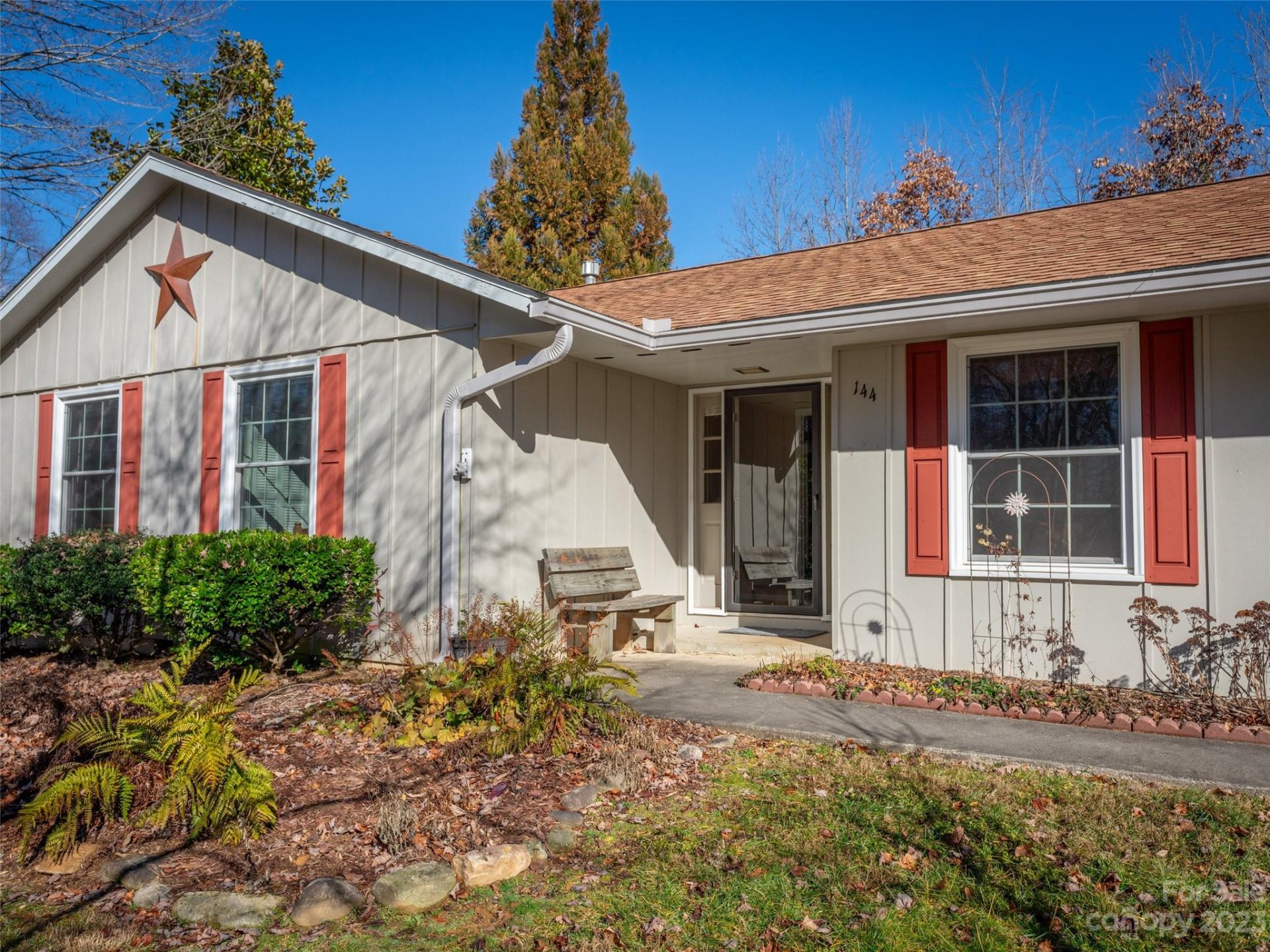 Property image 1 at 144 Dogwood Drive, Brevard, NC 28712