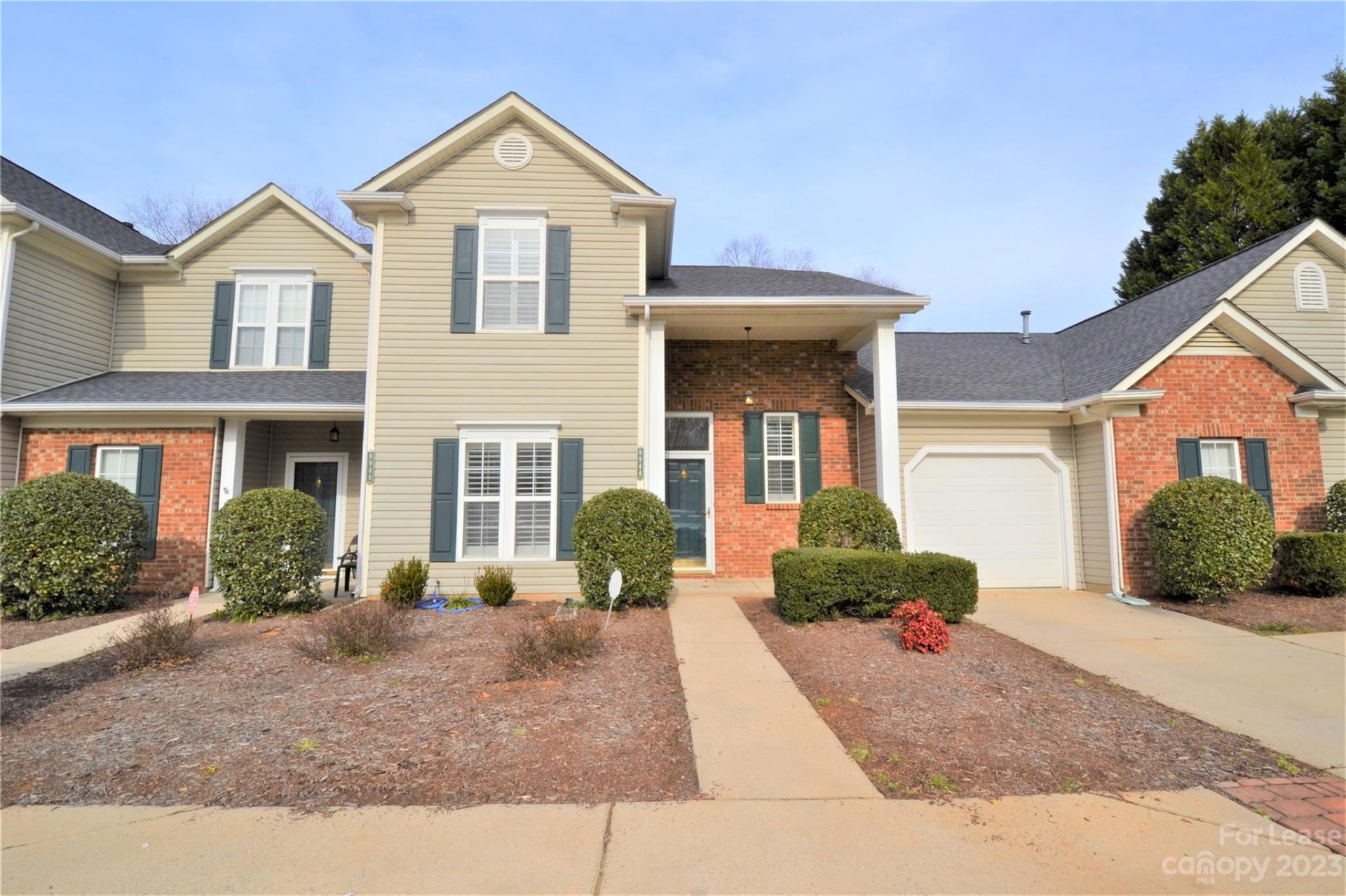 Property image 1 at 8944 Cinnabay Drive, Charlotte, NC 28216