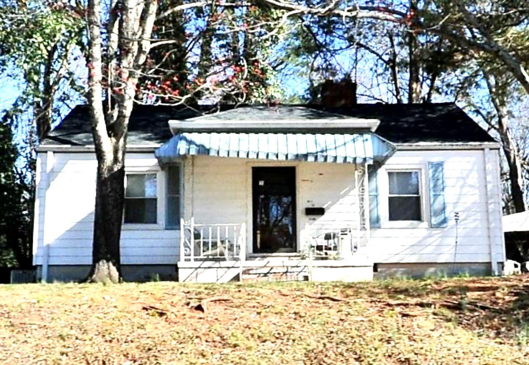 1125 Woodside Avenue