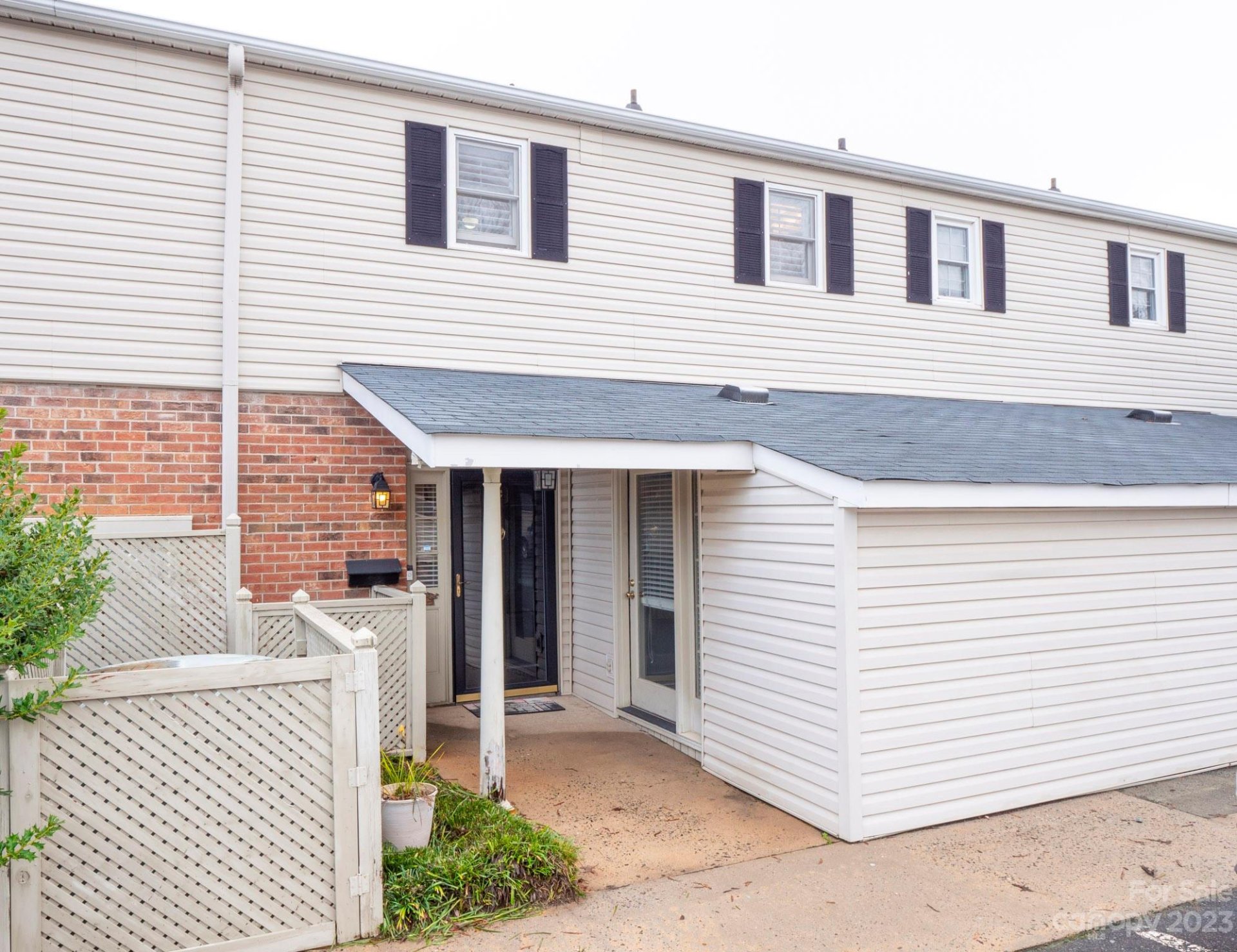 Property image 1 at 5911 Quail Hollow Road, Charlotte, NC 28210