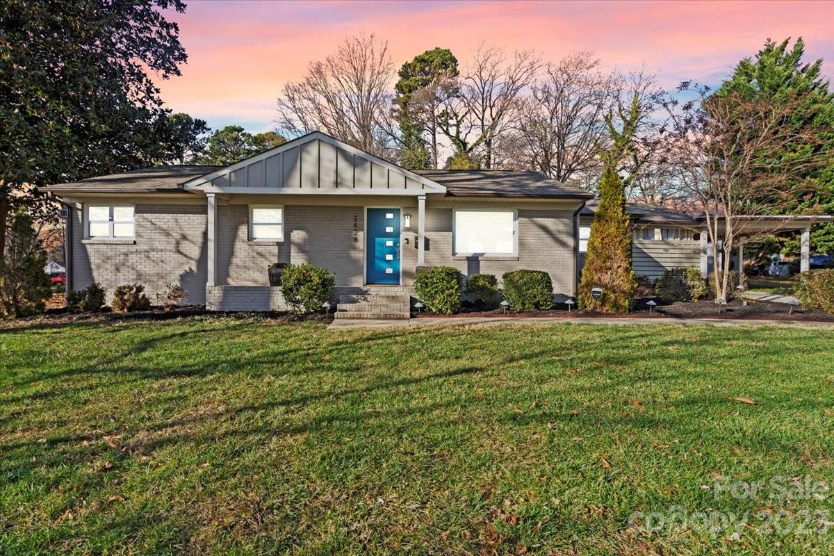 Property image 1 at 2428 Elkwood Circle, Charlotte, NC 28205