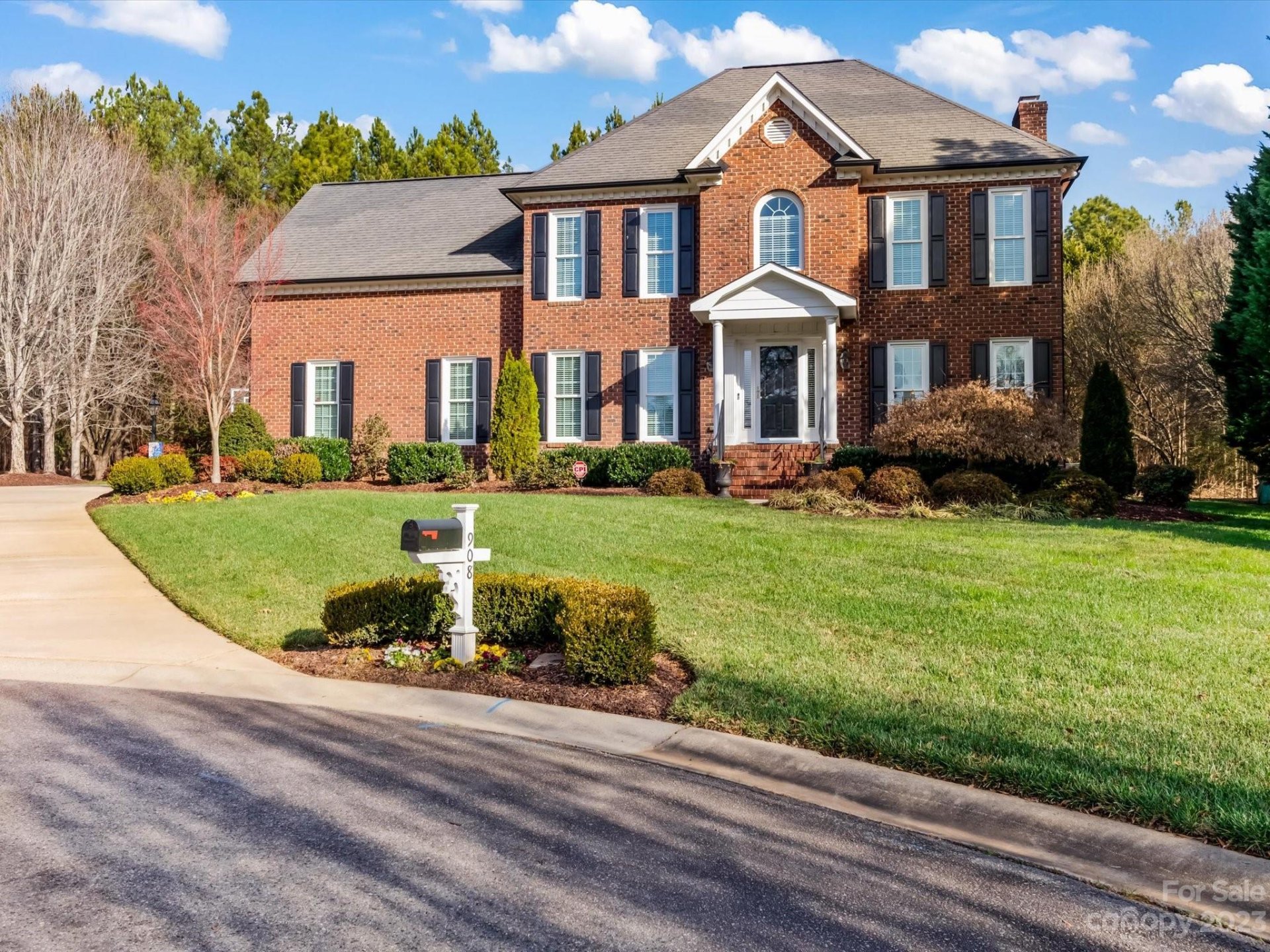 Property image 1 at 908 Cresthaven Court, Concord, NC 28027