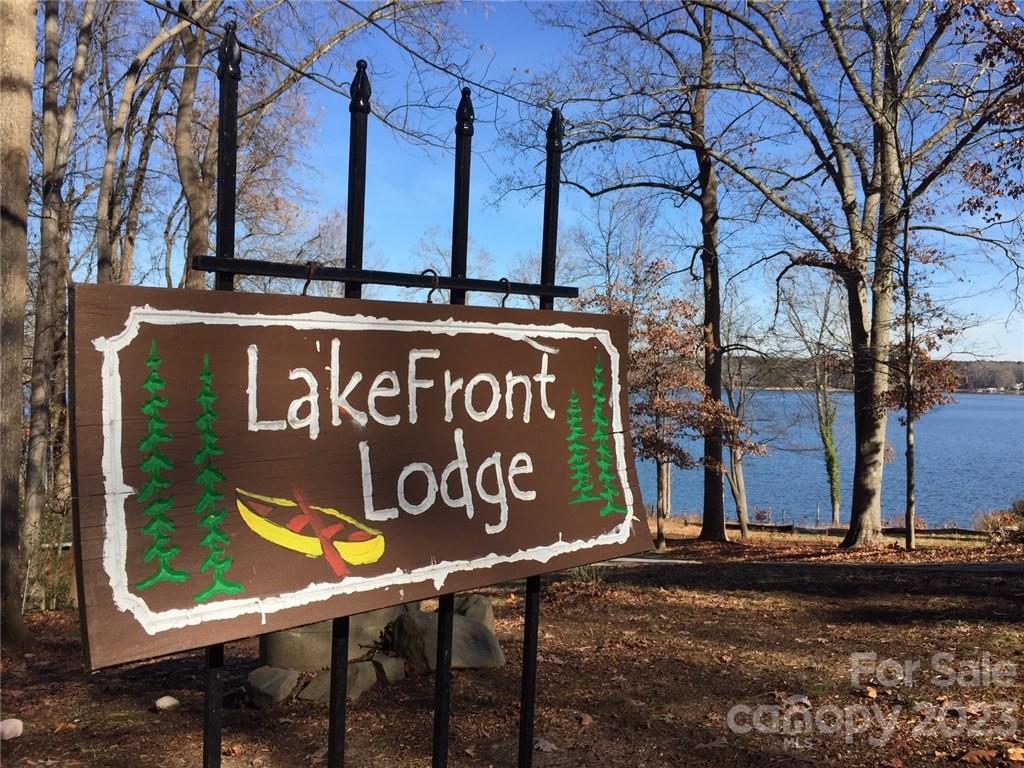 Property image 1 at 4852 Moonlite Bay Drive, Sherrills Ford, NC 28673