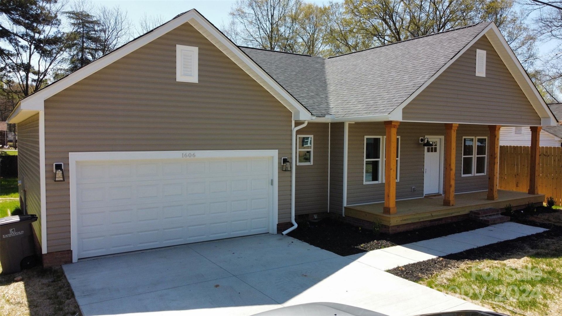 Property image 1 at 1606 Central Drive, Kannapolis, NC 28083