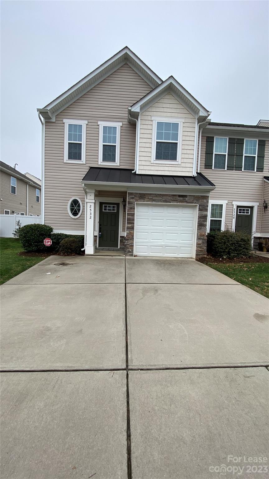 Property image 1 at 2532 Silverthorn Drive, Charlotte, NC 28273