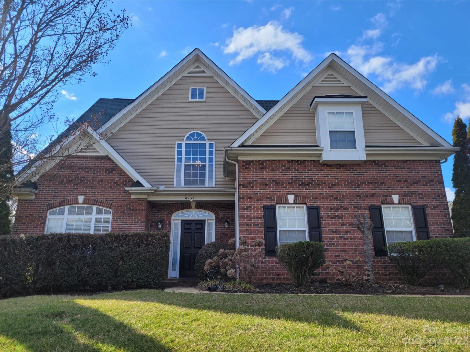 Property image 1 at 8231 Suttonview Drive, Charlotte, NC 28269