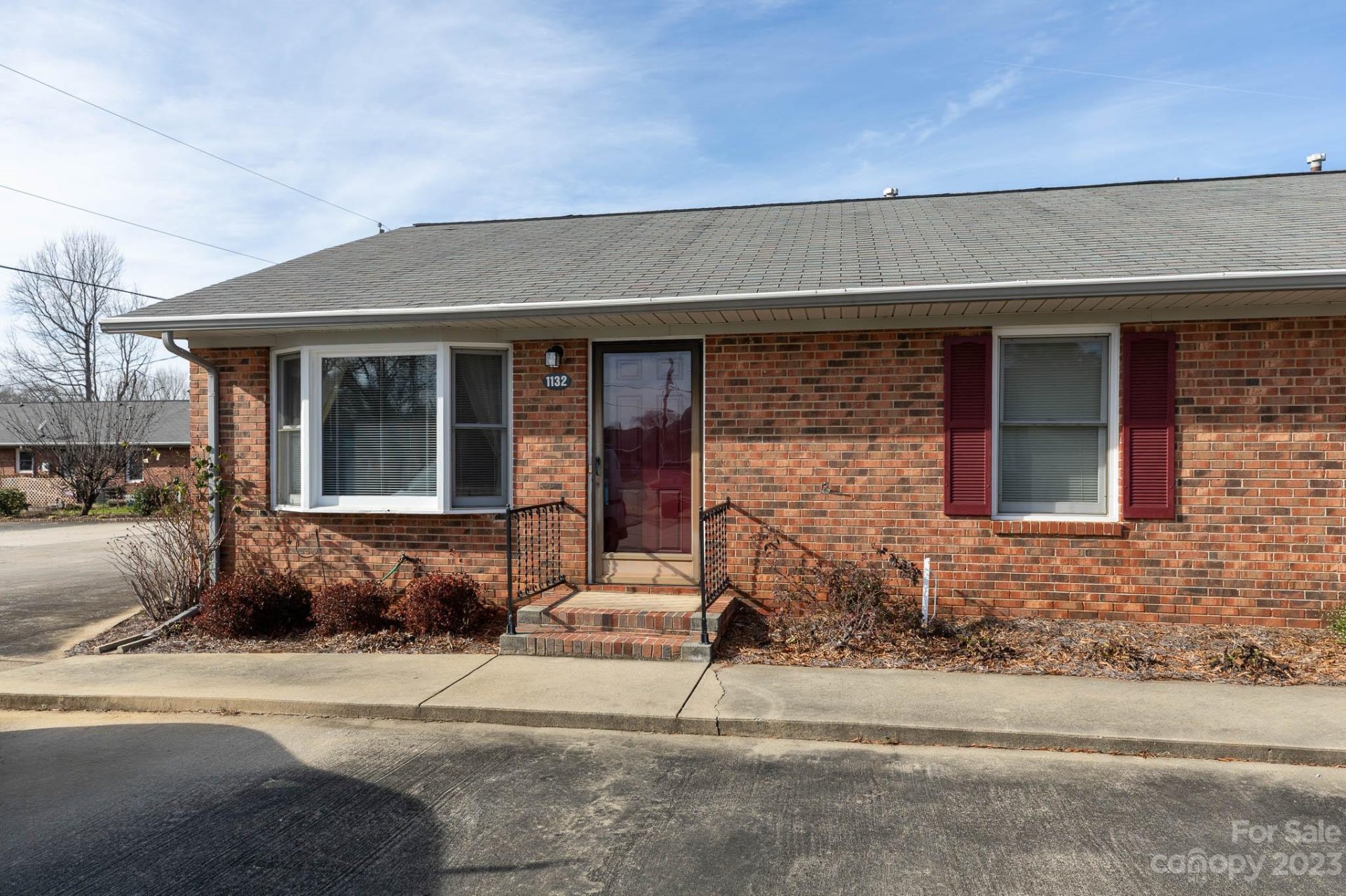 1132 Mckinnon Drive