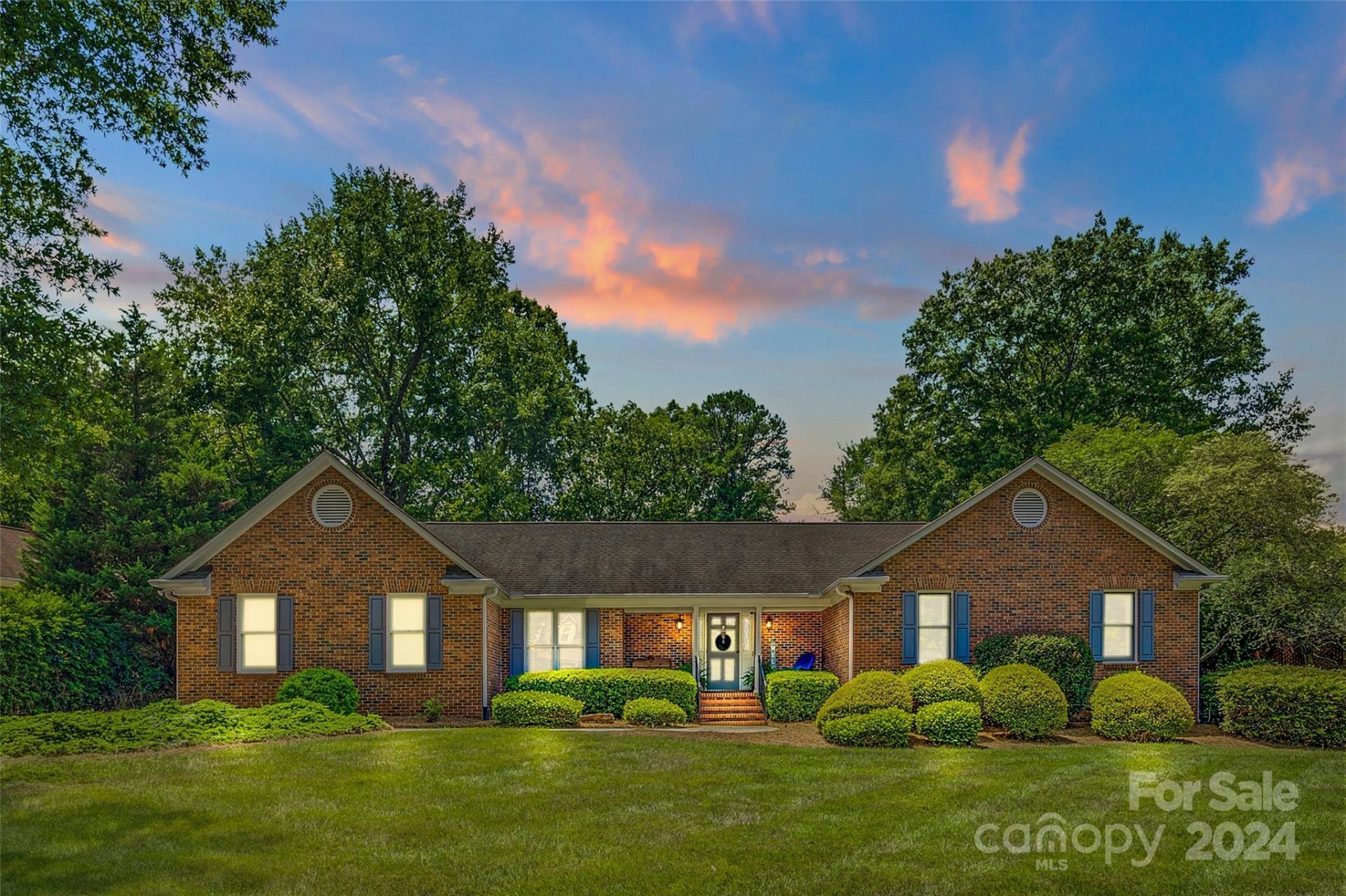 1849 Shorewood Drive