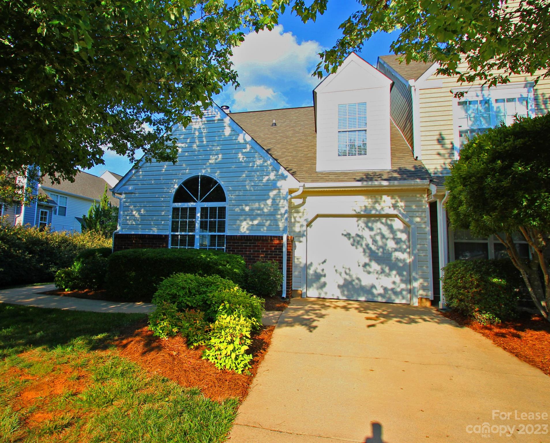 Property image 1 at 8231 Southgate Commons Drive, Charlotte, NC 28277