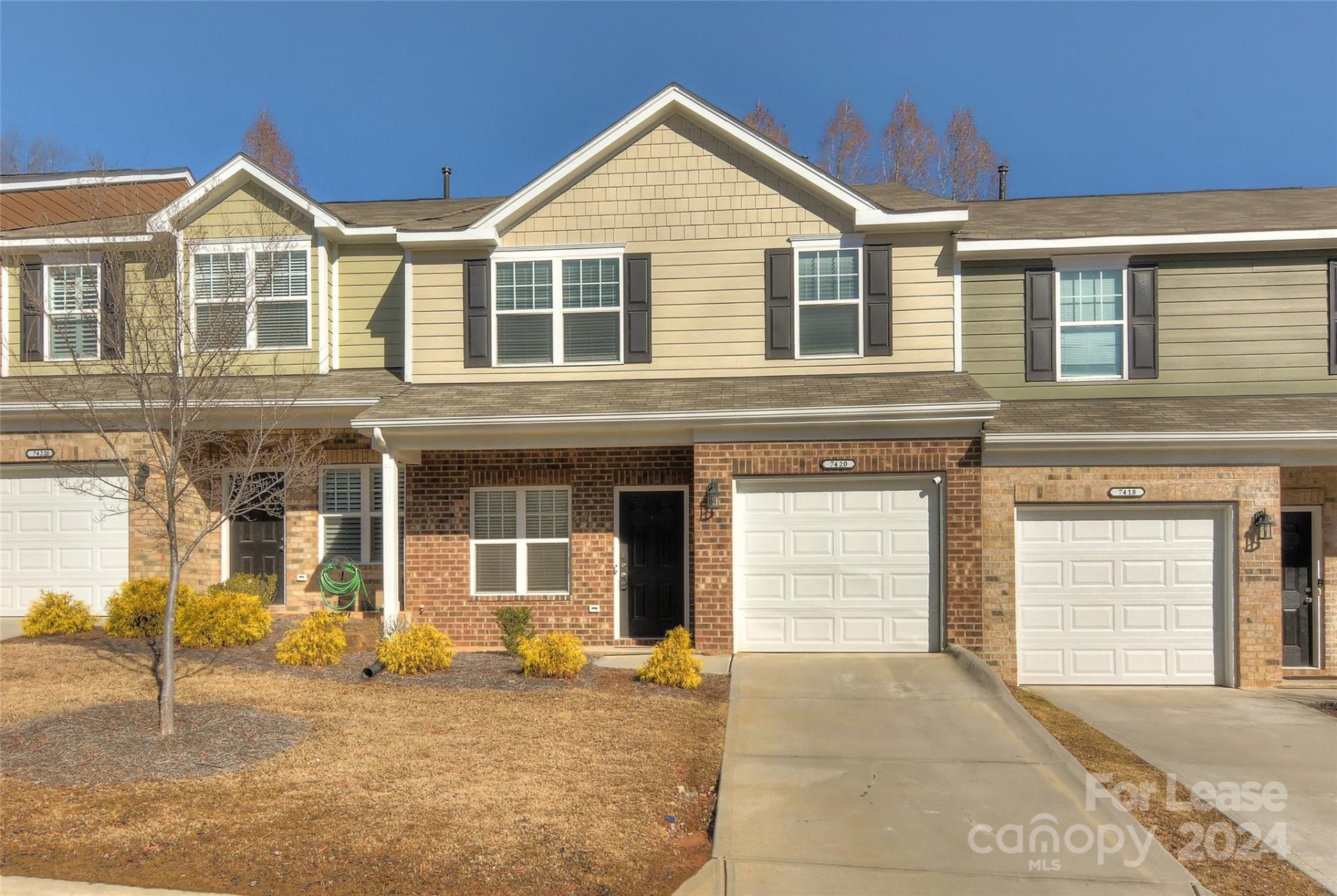 Property image 1 at 7420 Sienna Heights Place, Charlotte, NC 28213