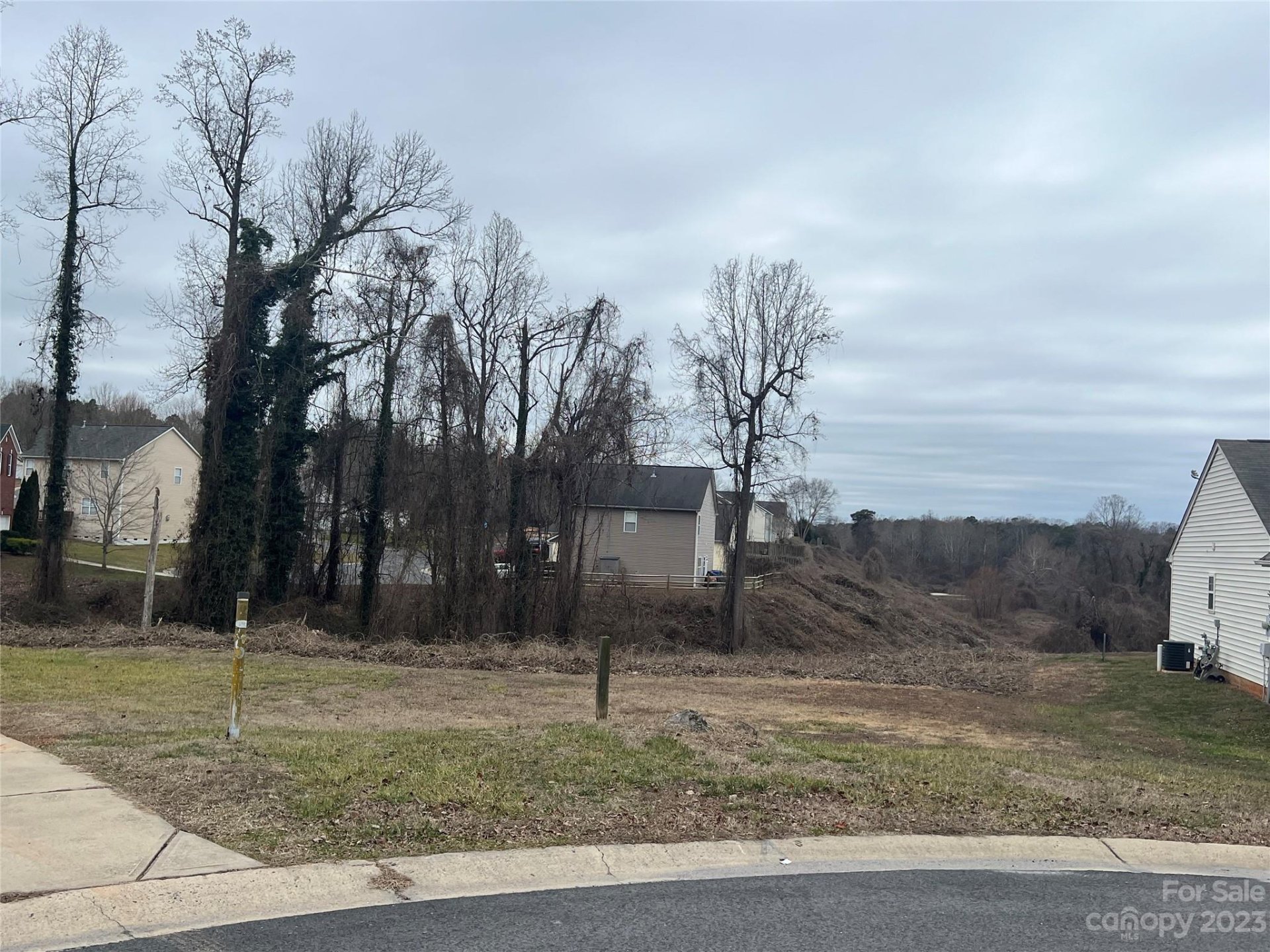 Property image 1 at 112 Endicott Court, Mooresville, NC 28115