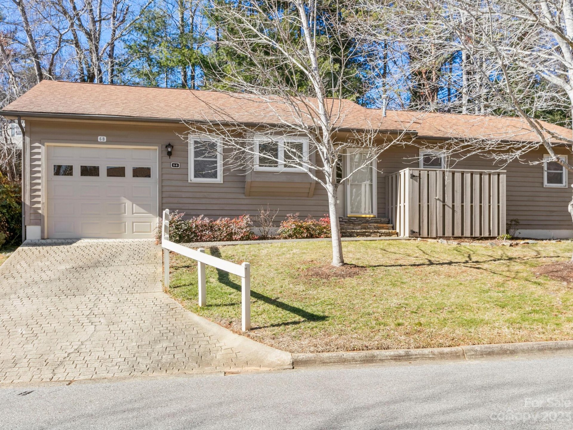 Property image 1 at 6 Hedgerose Court, Asheville, NC 28805