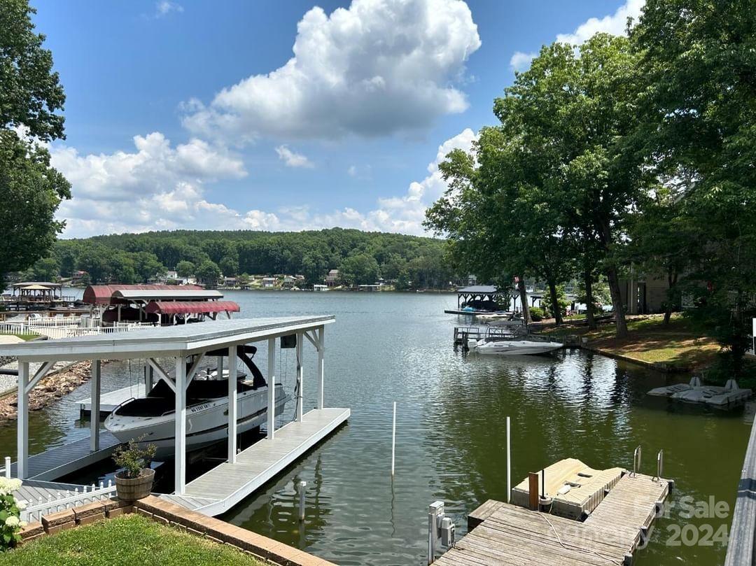 Property image 1 at 908 Pinehaven Drive, New London, NC 28127