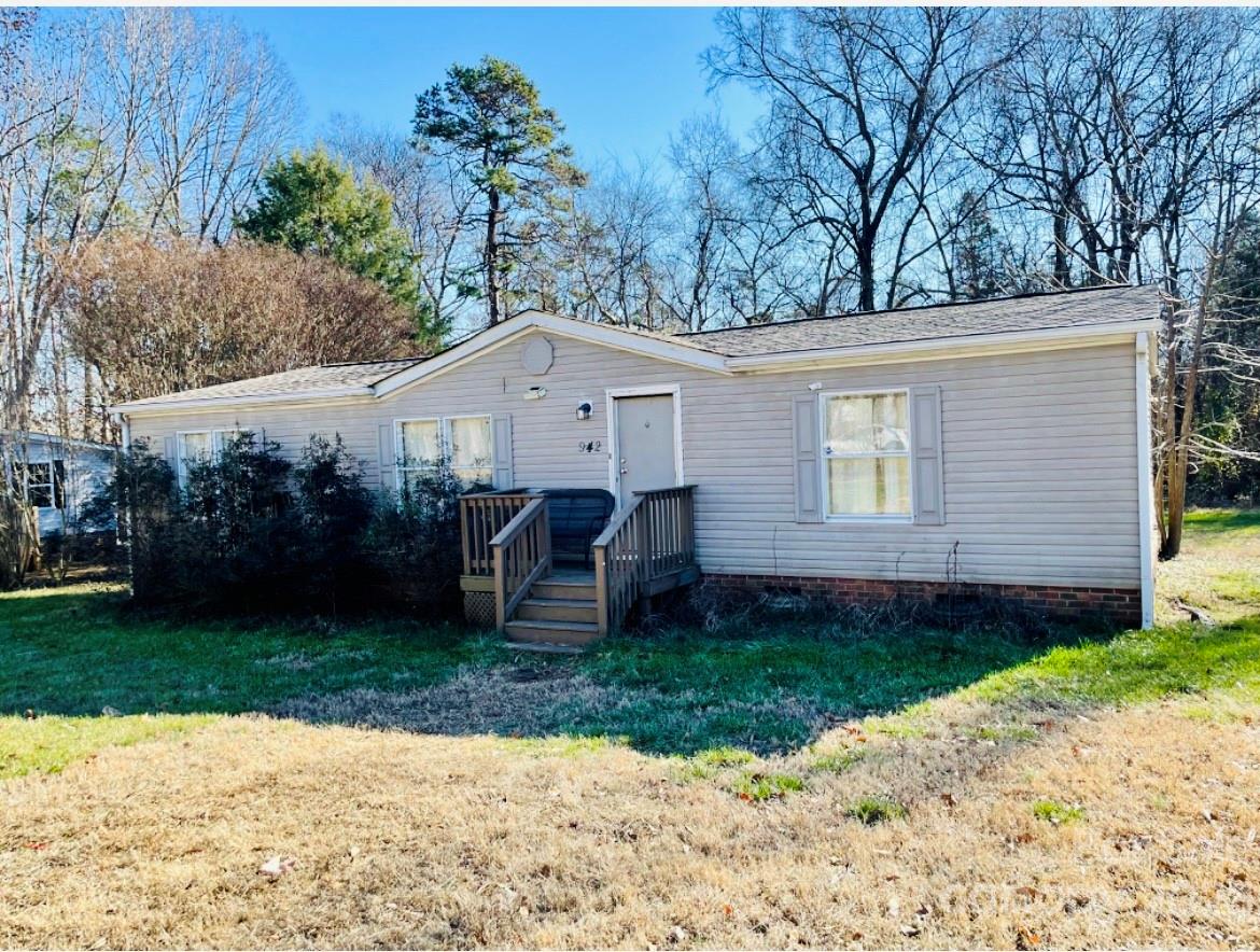 Property image 1 at 942 Stones Throw Drive, Concord, NC 28025