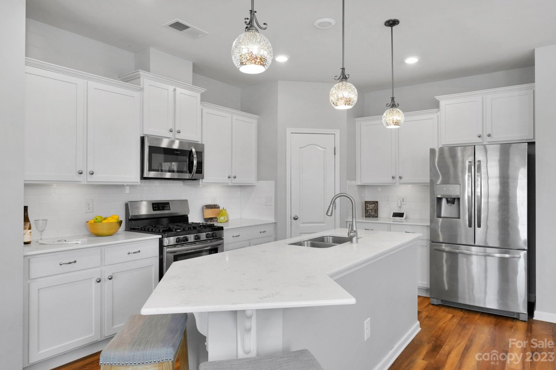 2623 Winter Thistle Way