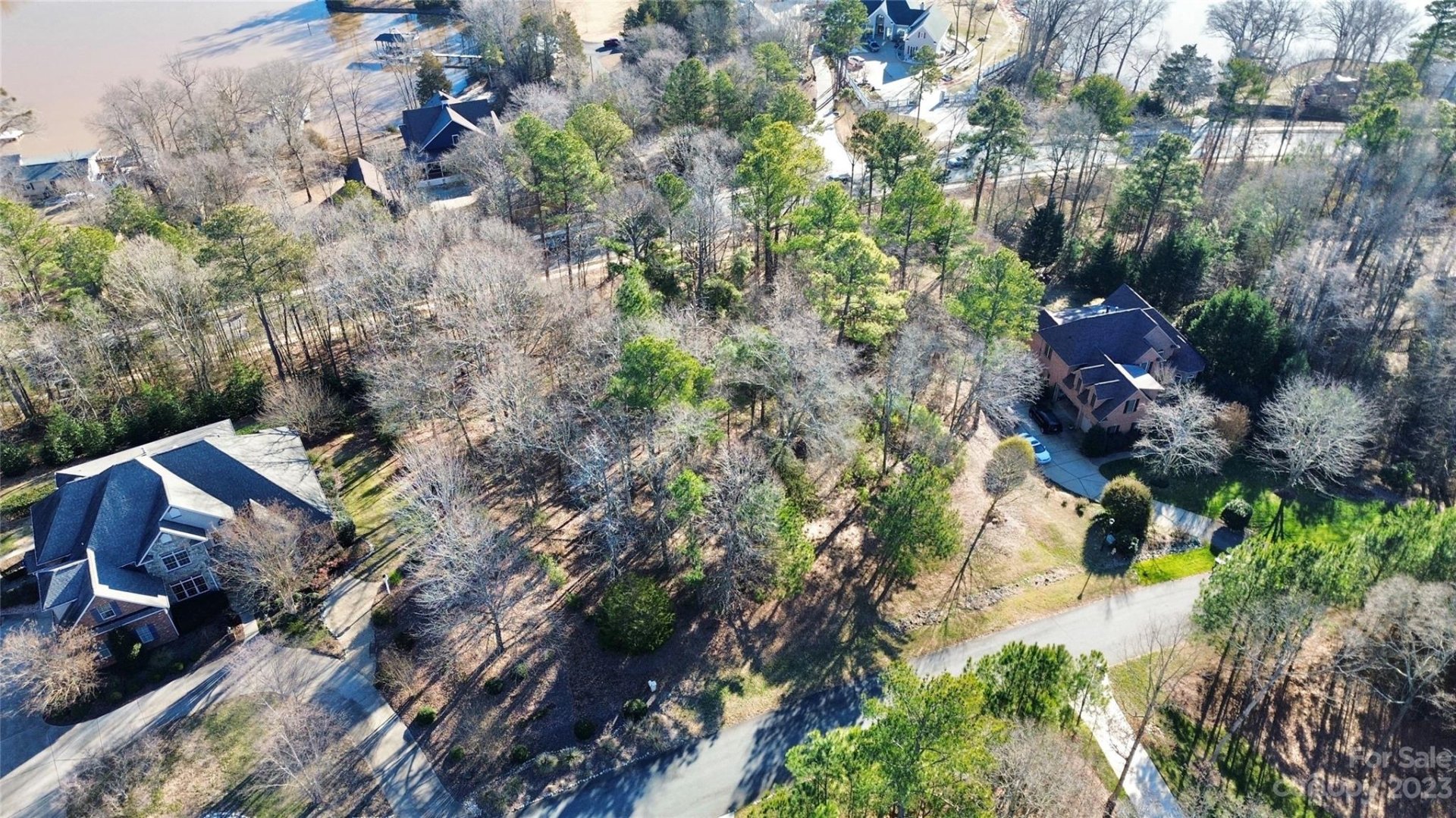 Property image 4 at 374 Stone Cliff Lane, Clover, SC 29710