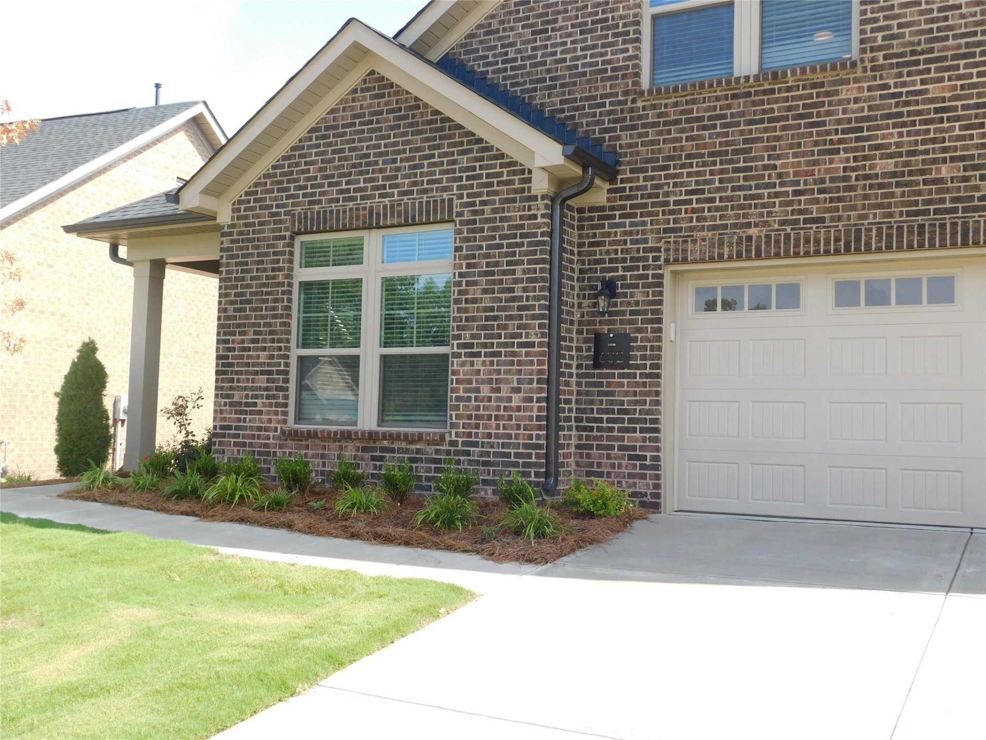 602 Piazza Place